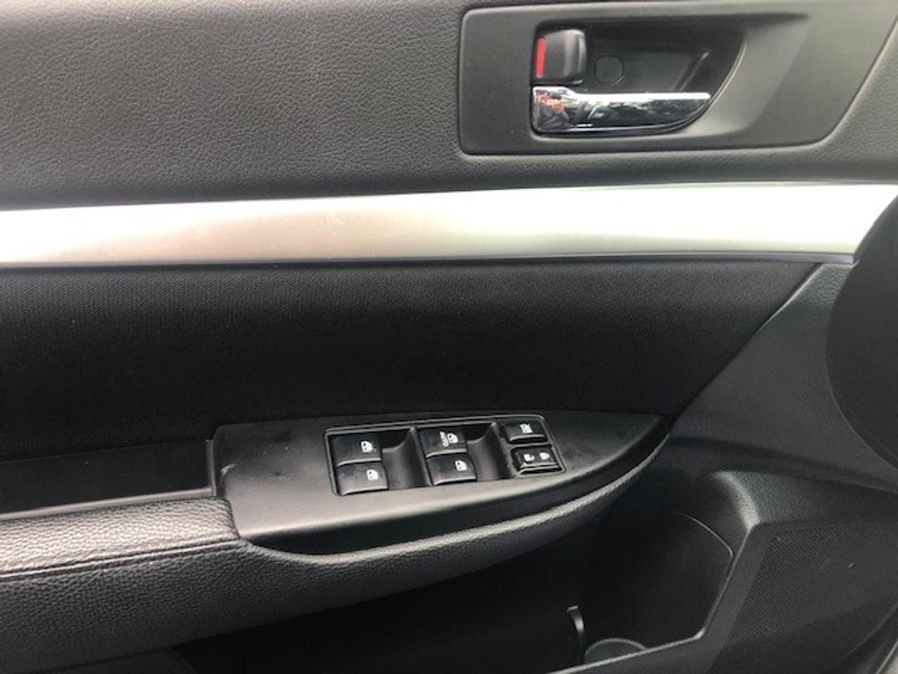 2014 Subaru Outback 2.5I Premium Photo