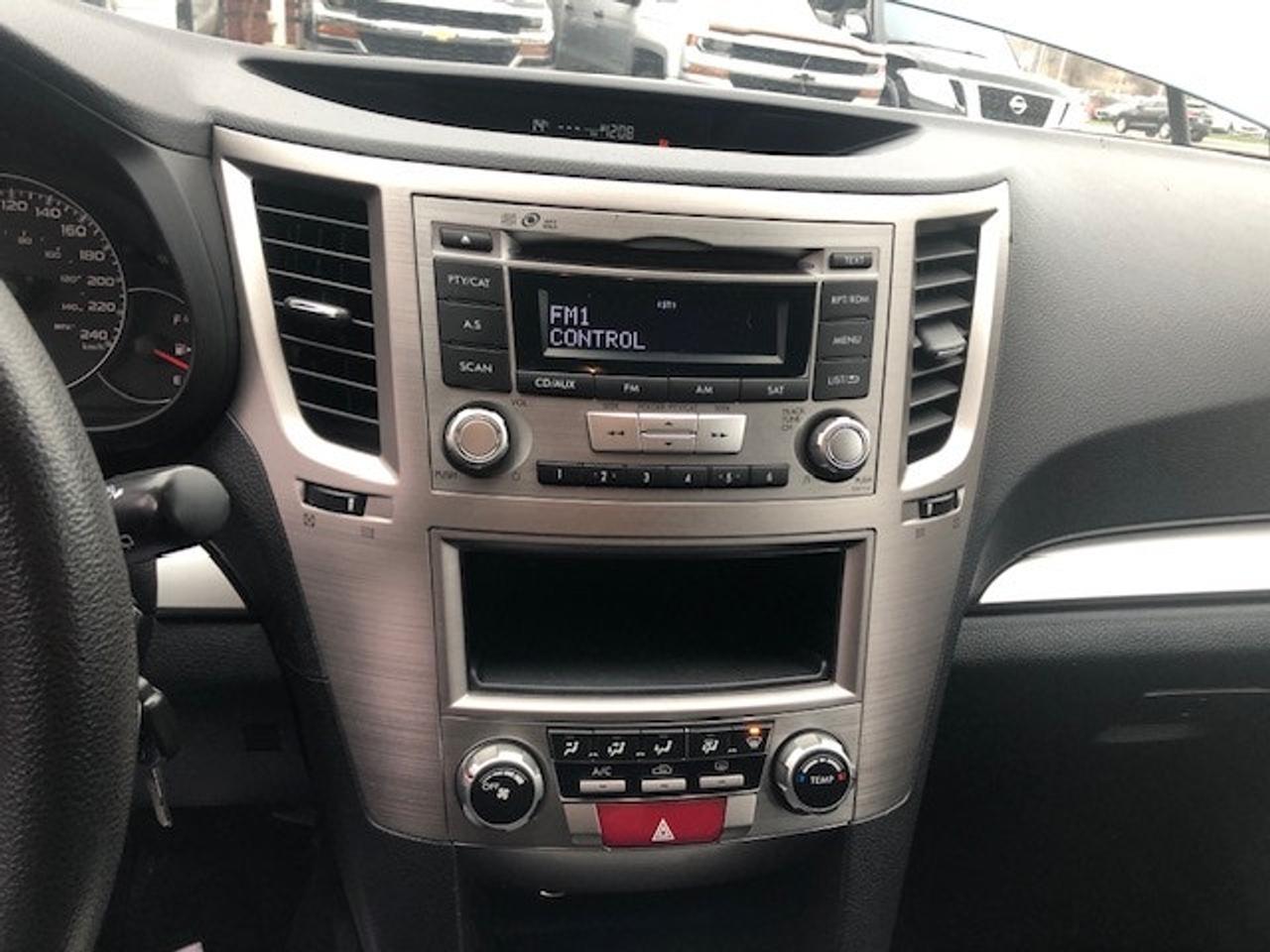 2014 Subaru Outback 2.5I Premium Photo