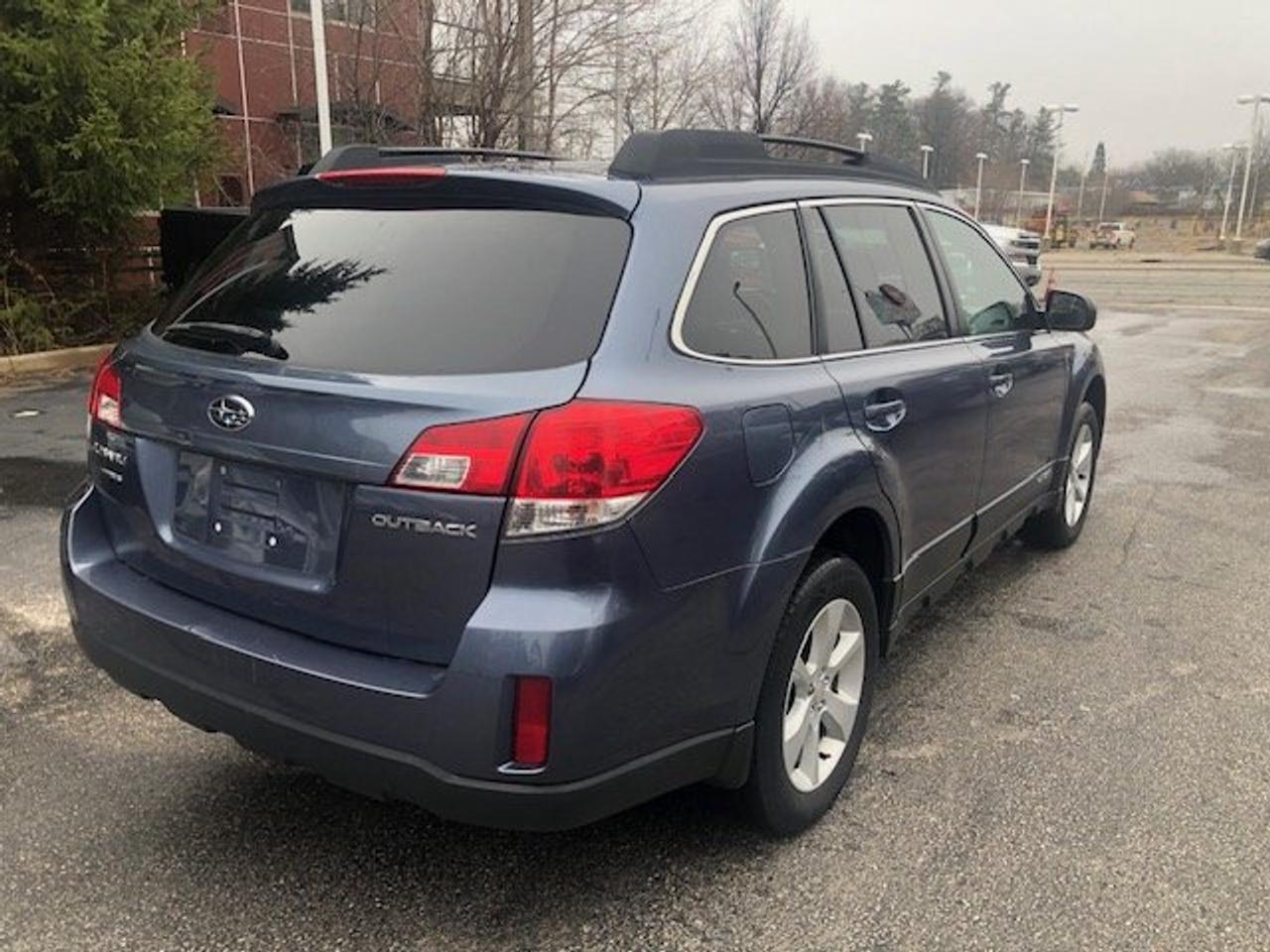 2014 Subaru Outback 2.5I Premium Photo