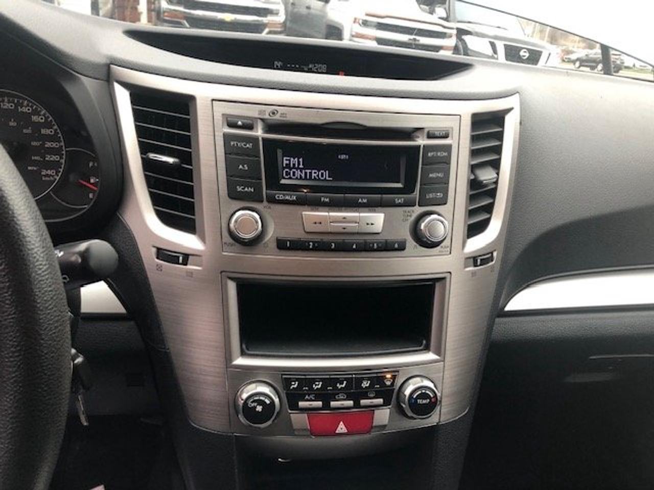 2014 Subaru Outback 2.5I Premium Photo