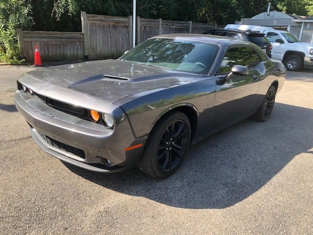 2016 Dodge Challenger R/T 5.7 hemi v8 Photo3