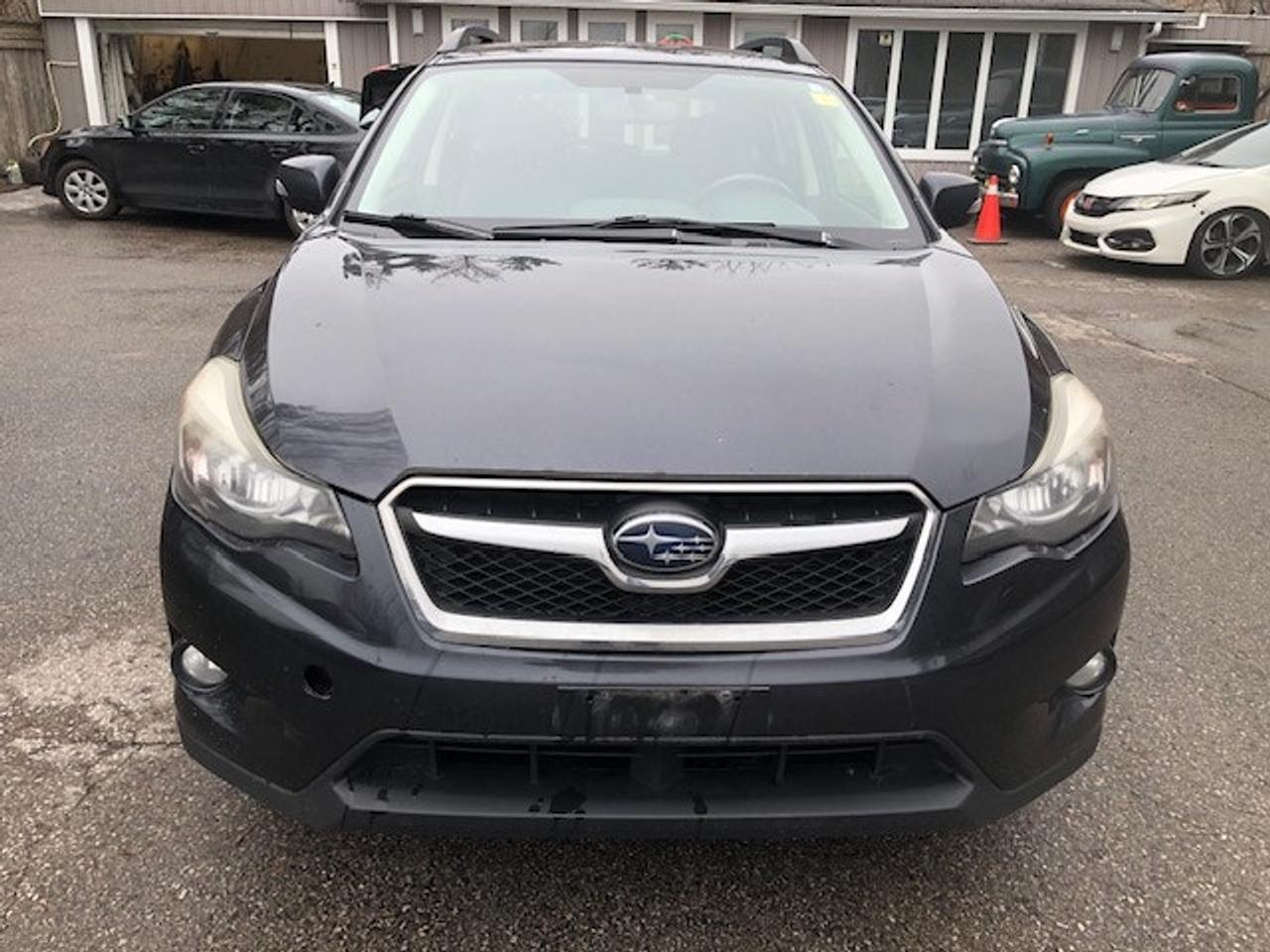 2014 Subaru XV Crosstrek Limited awd 4 cyl clean carfax Photo3