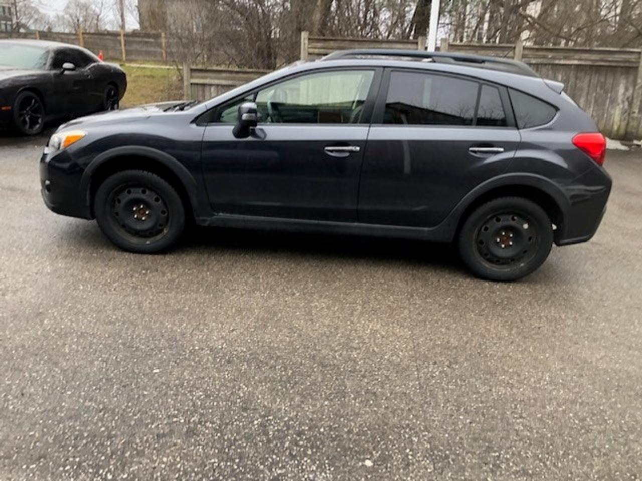 2014 Subaru XV Crosstrek Limited awd 4 cyl clean carfax Photo
