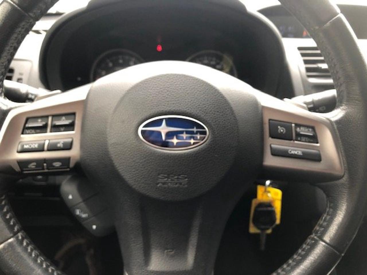 2014 Subaru XV Crosstrek Limited awd 4 cyl clean carfax Photo