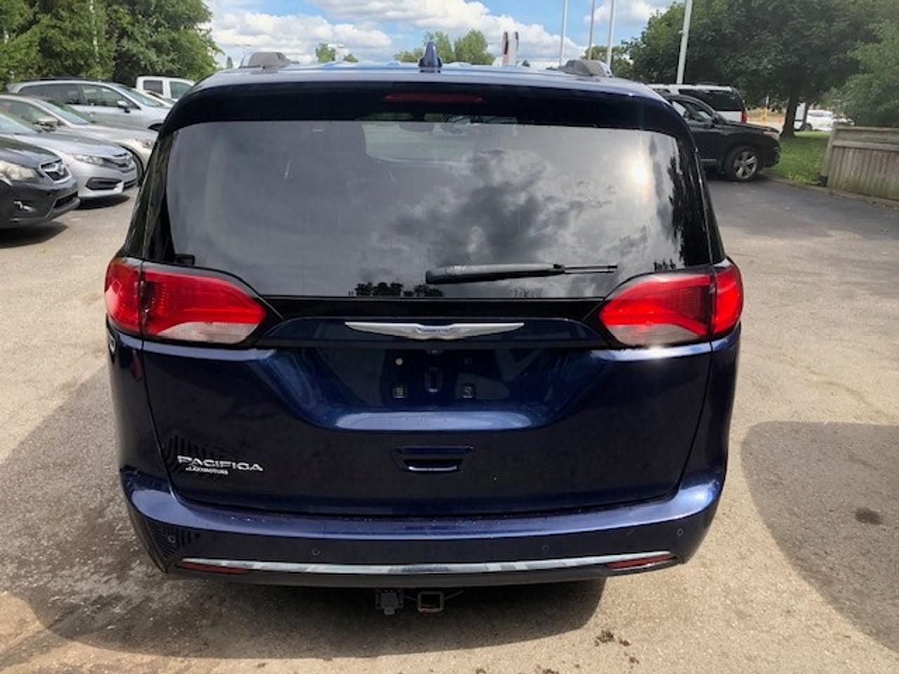 2017 Chrysler Pacifica Touring-L Plus Photo