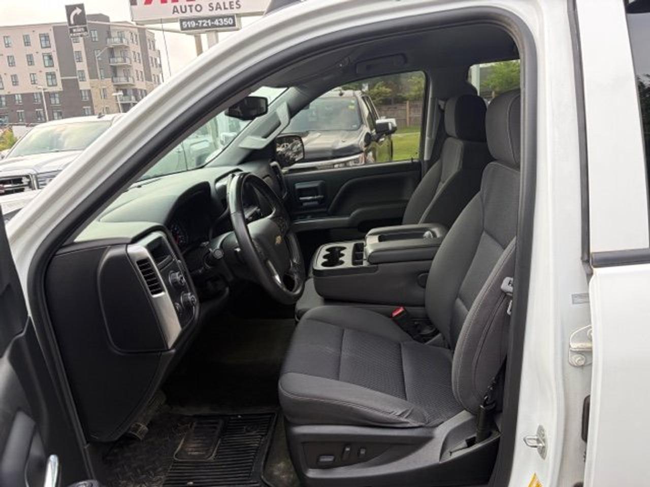 2018 Chevrolet Silverado 1500 LT NO ACCIDENTS Photo