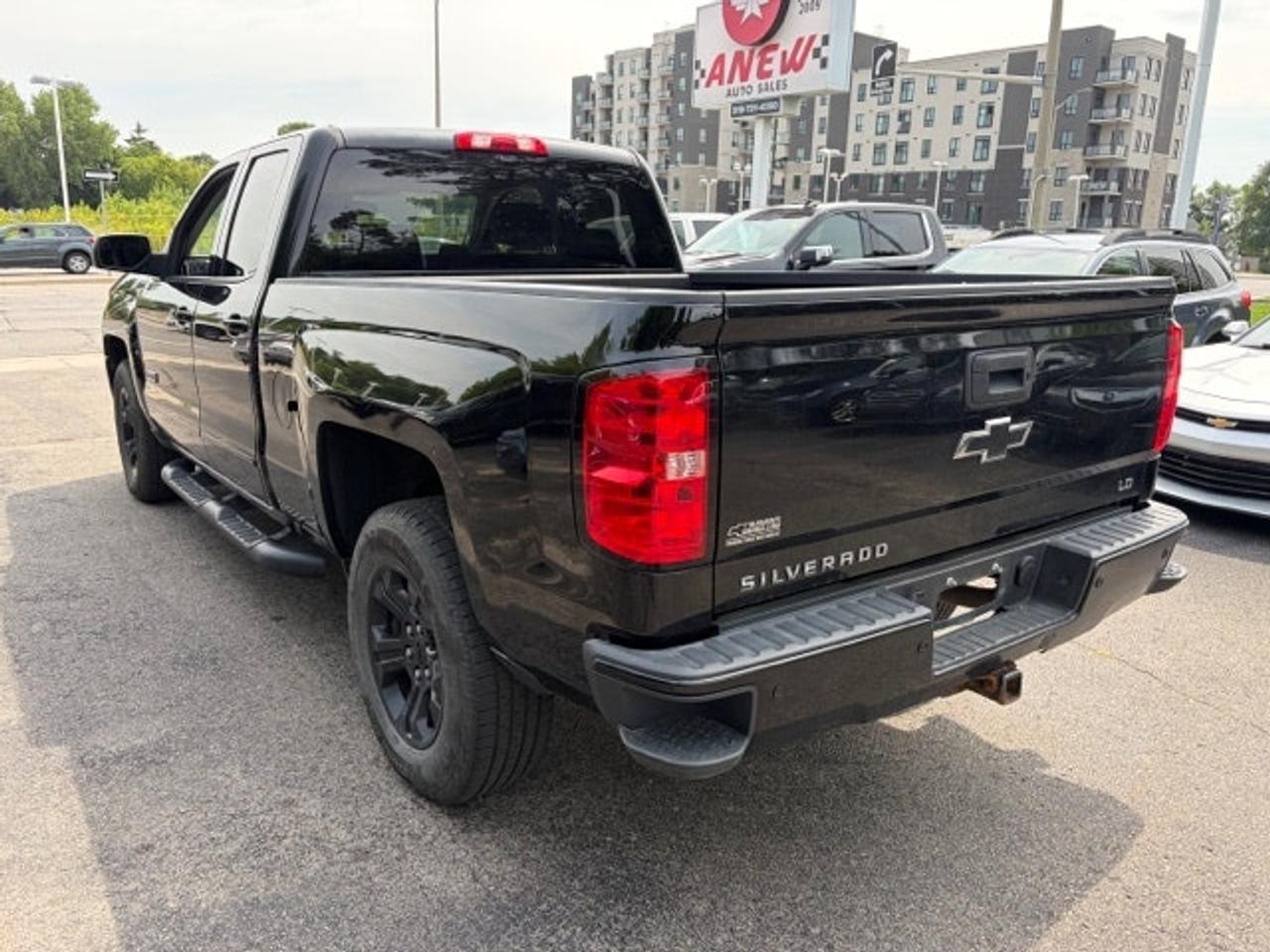 2019 Chevrolet Silverado 1500 LD LT Z71 off road 6.5 foot box Photo