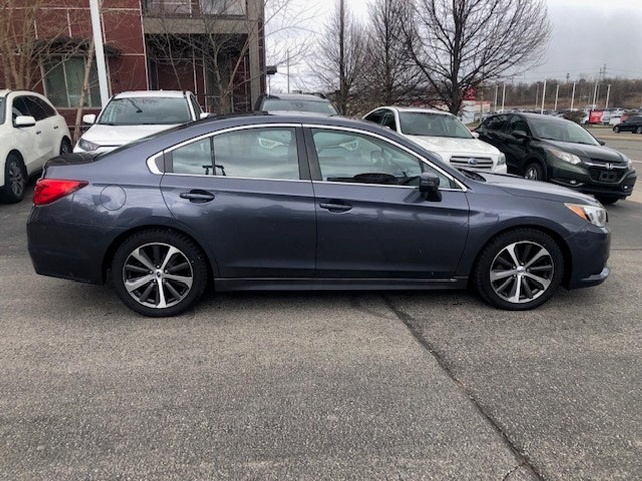 2015 Subaru Legacy 3.6R LIMITED AWD Photo