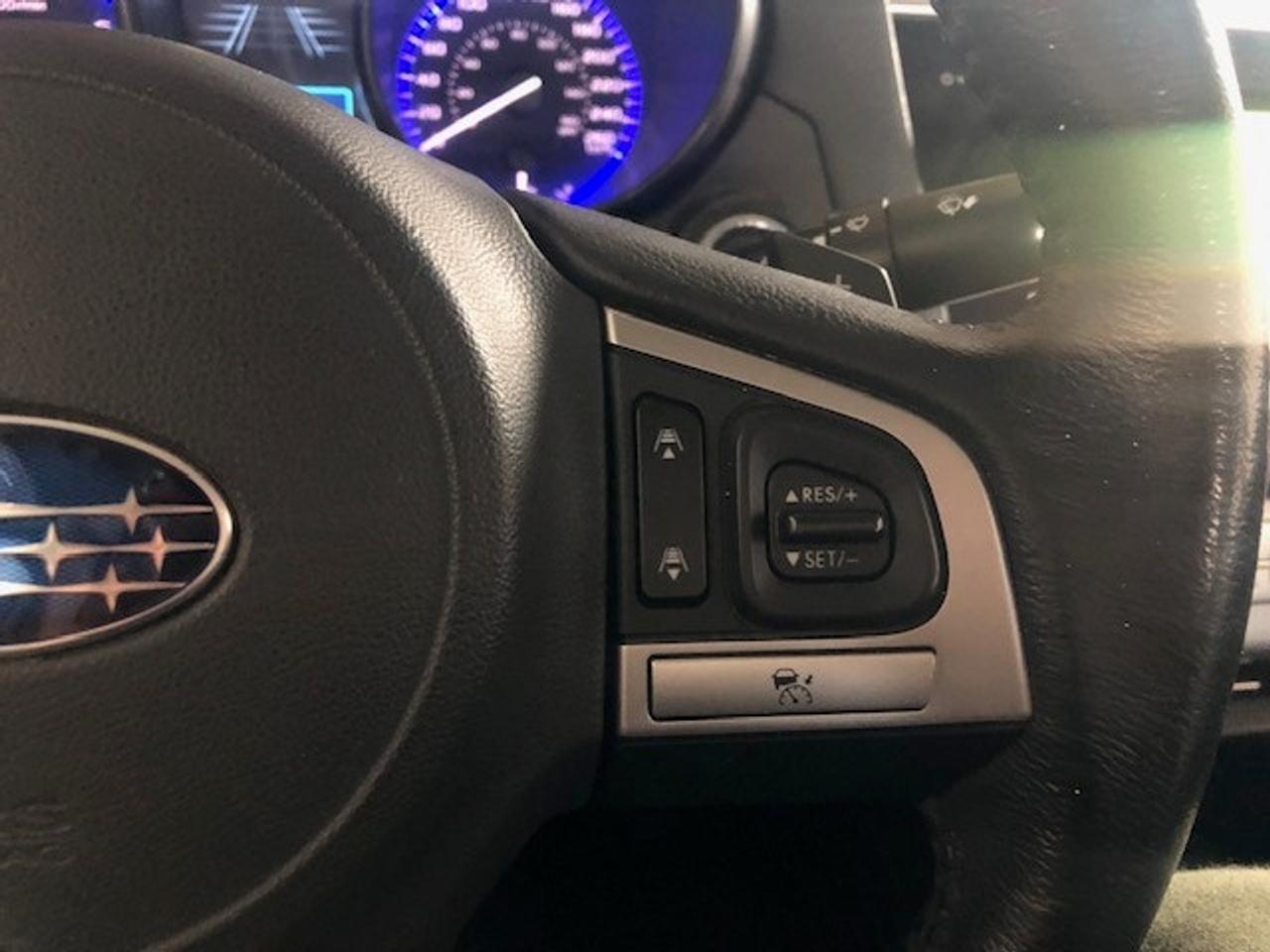 2015 Subaru Legacy 3.6R LIMITED AWD Photo