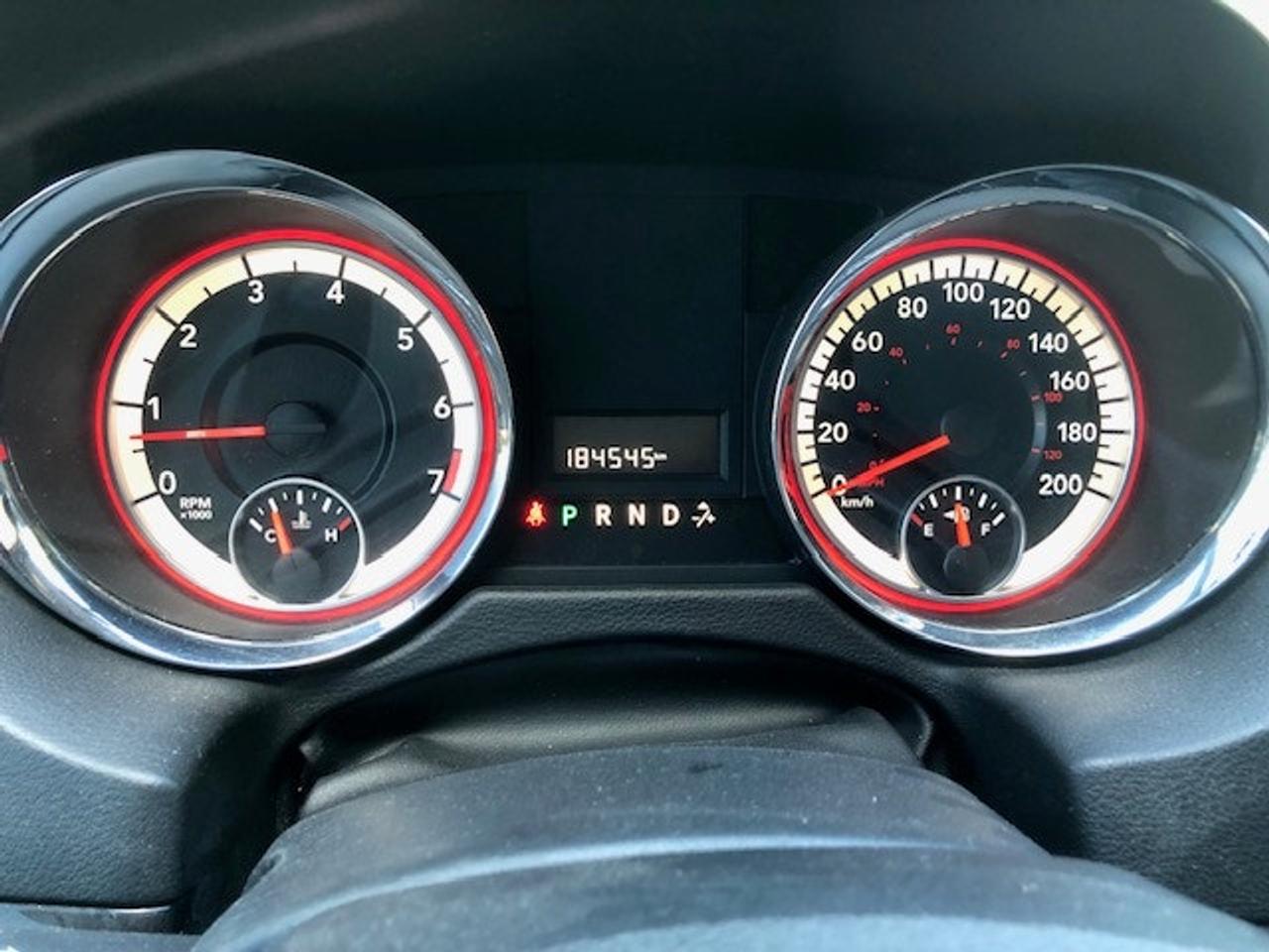 2017 Dodge Grand Caravan Canada Value Package 184000km ac blows ice cold Photo
