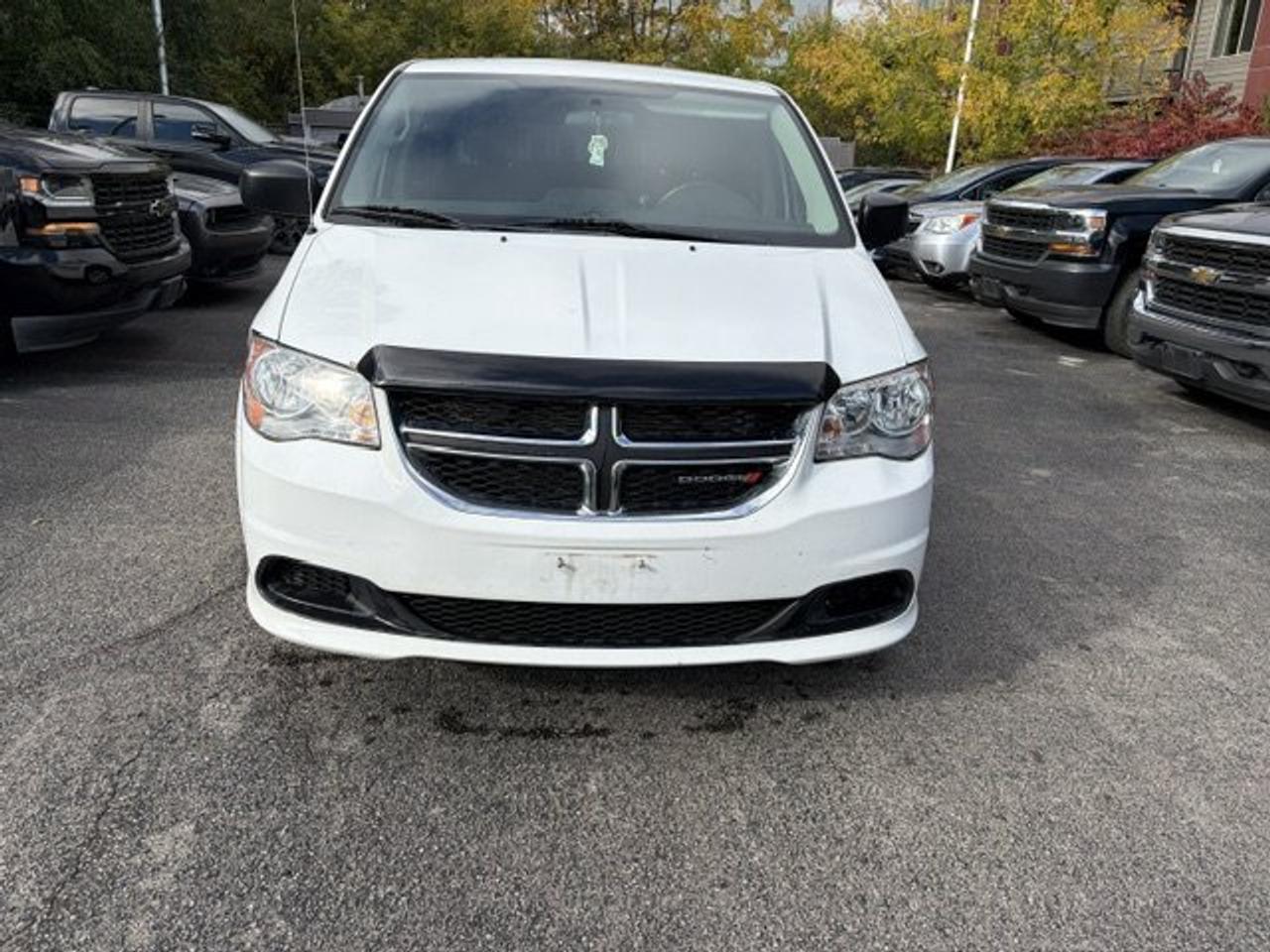 2017 Dodge Grand Caravan Canada Value Package 184000km ac blows ice cold Photo1