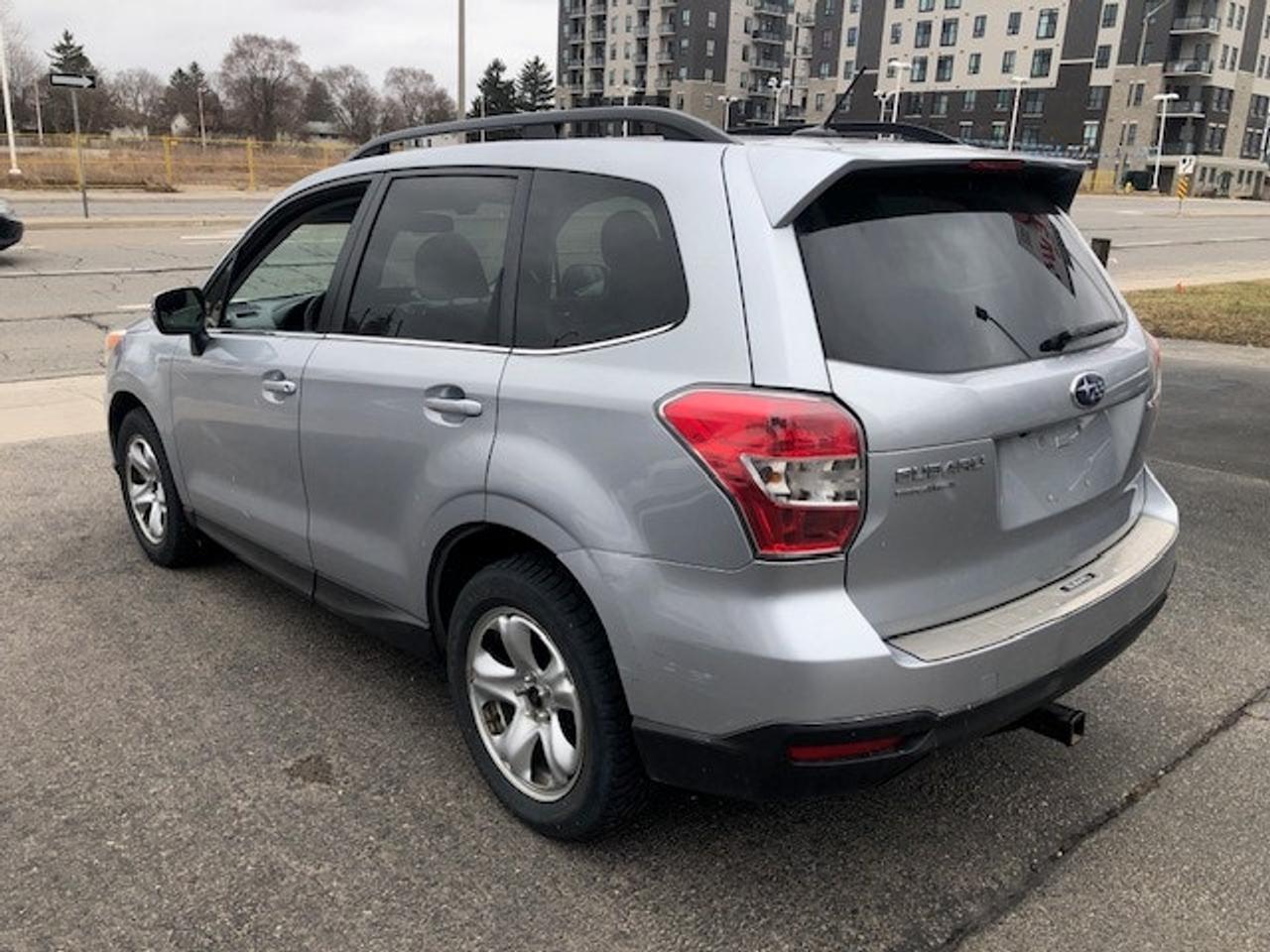 2014 Subaru Forester touring leather Photo