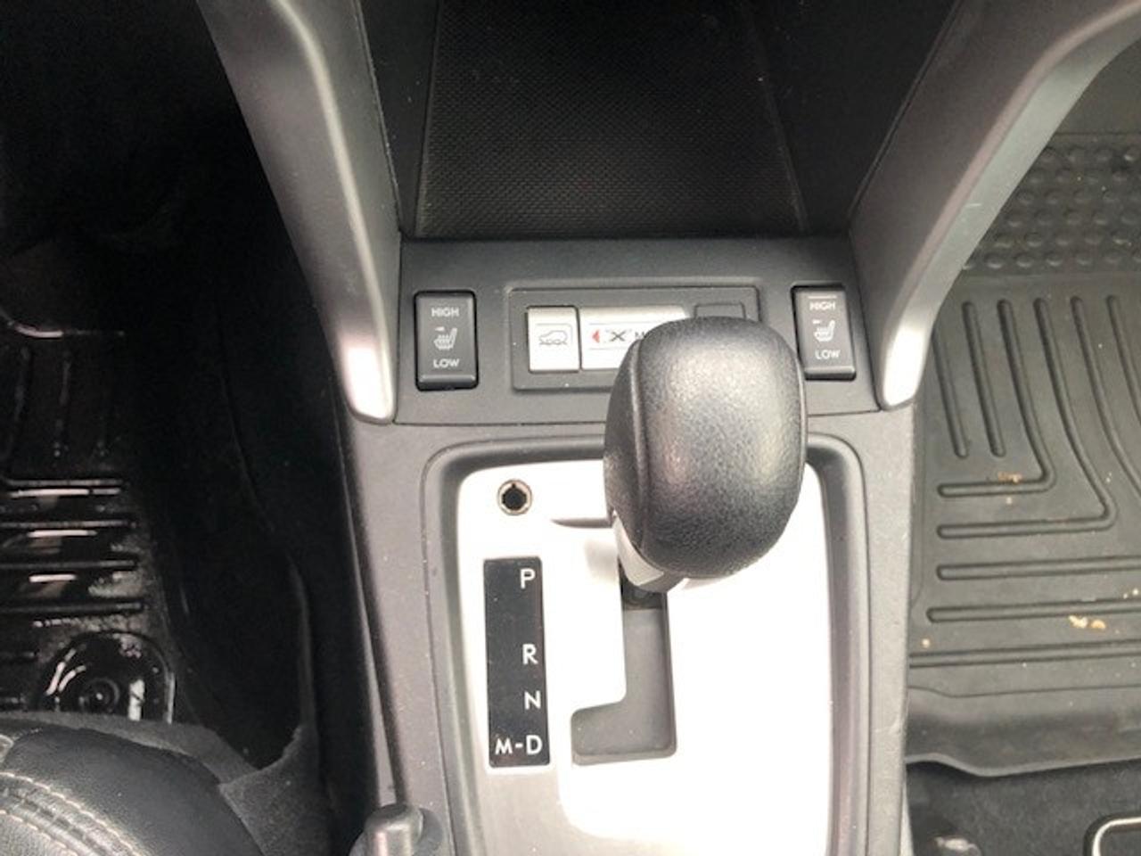 2014 Subaru Forester touring leather Photo