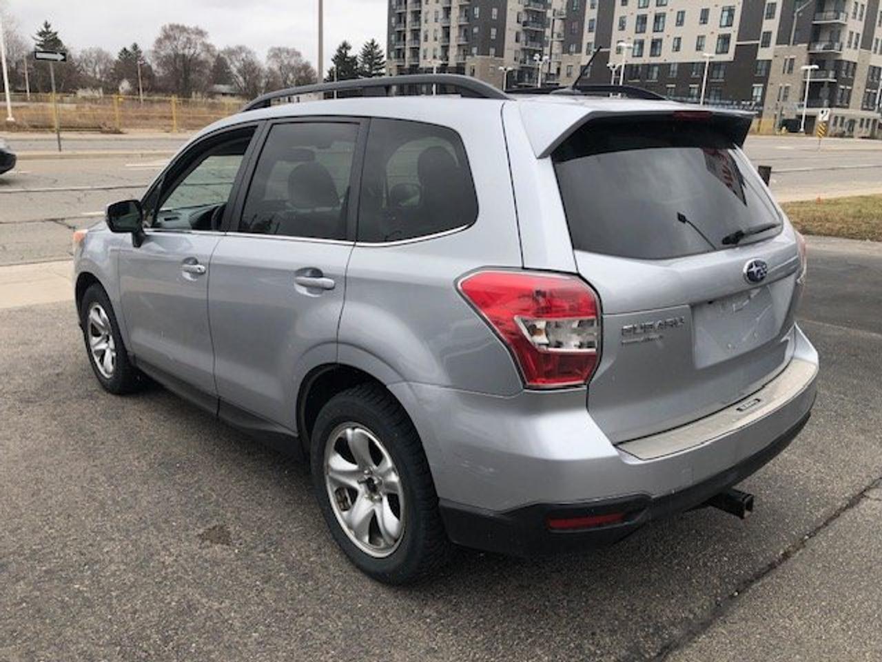 2014 Subaru Forester touring leather Photo
