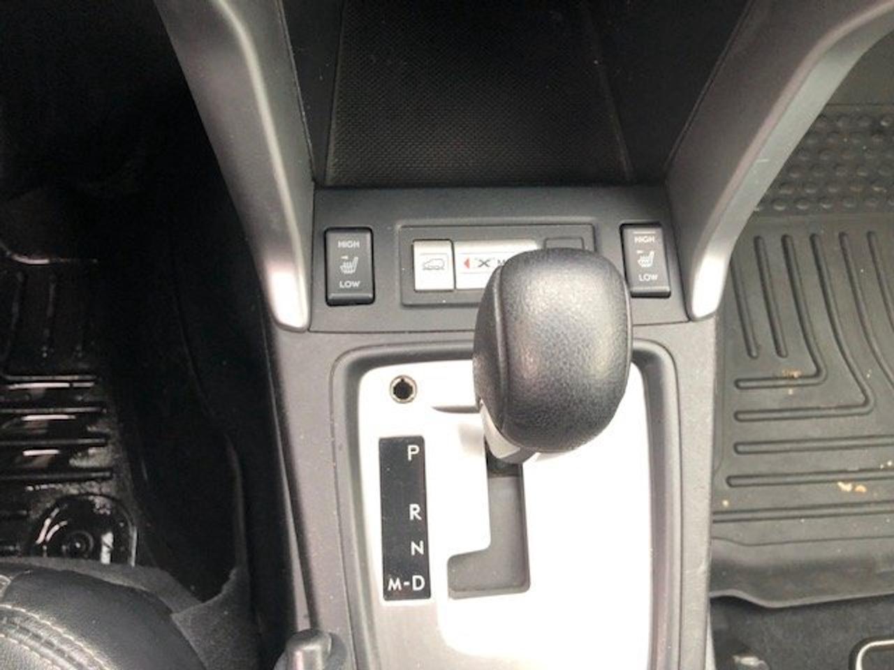 2014 Subaru Forester touring leather Photo