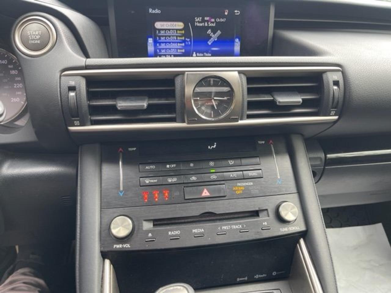 2017 Lexus IS 300 AWD Photo