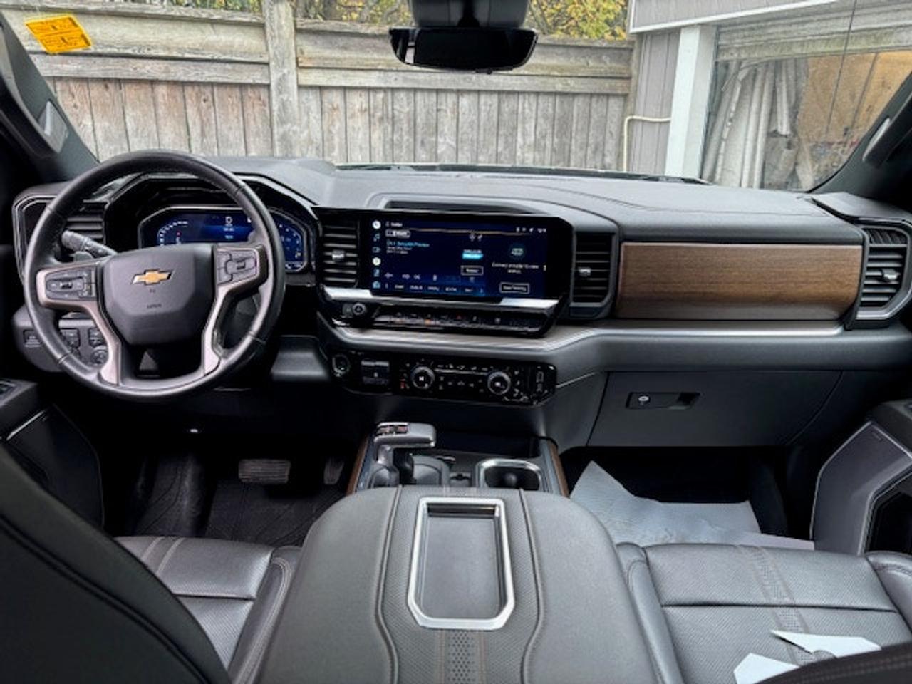 2022 Chevrolet Silverado 1500 High Country 6.2 v8 no accidents Photo