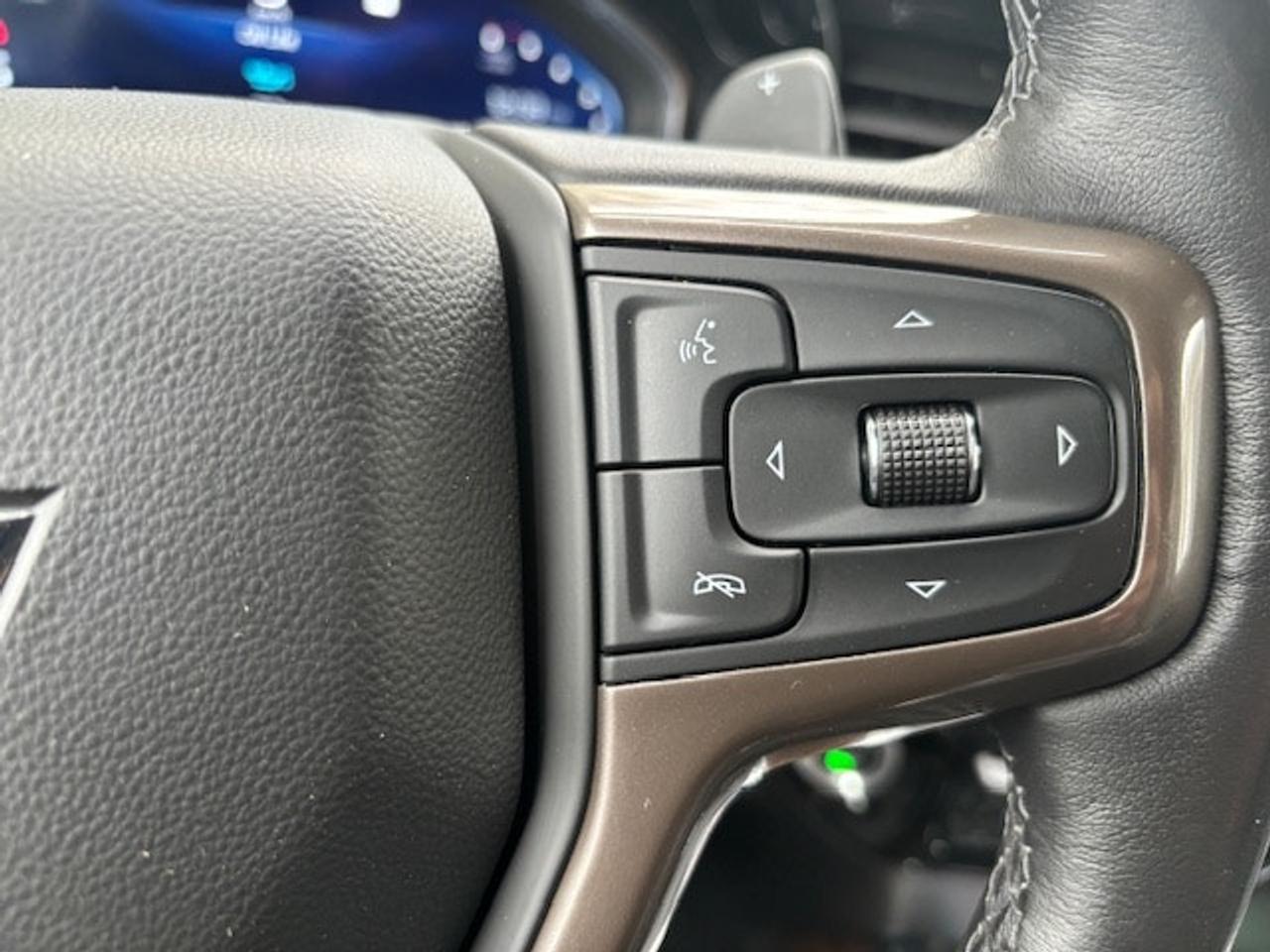 2022 Chevrolet Silverado 1500 High Country 6.2 v8 no accidents Photo