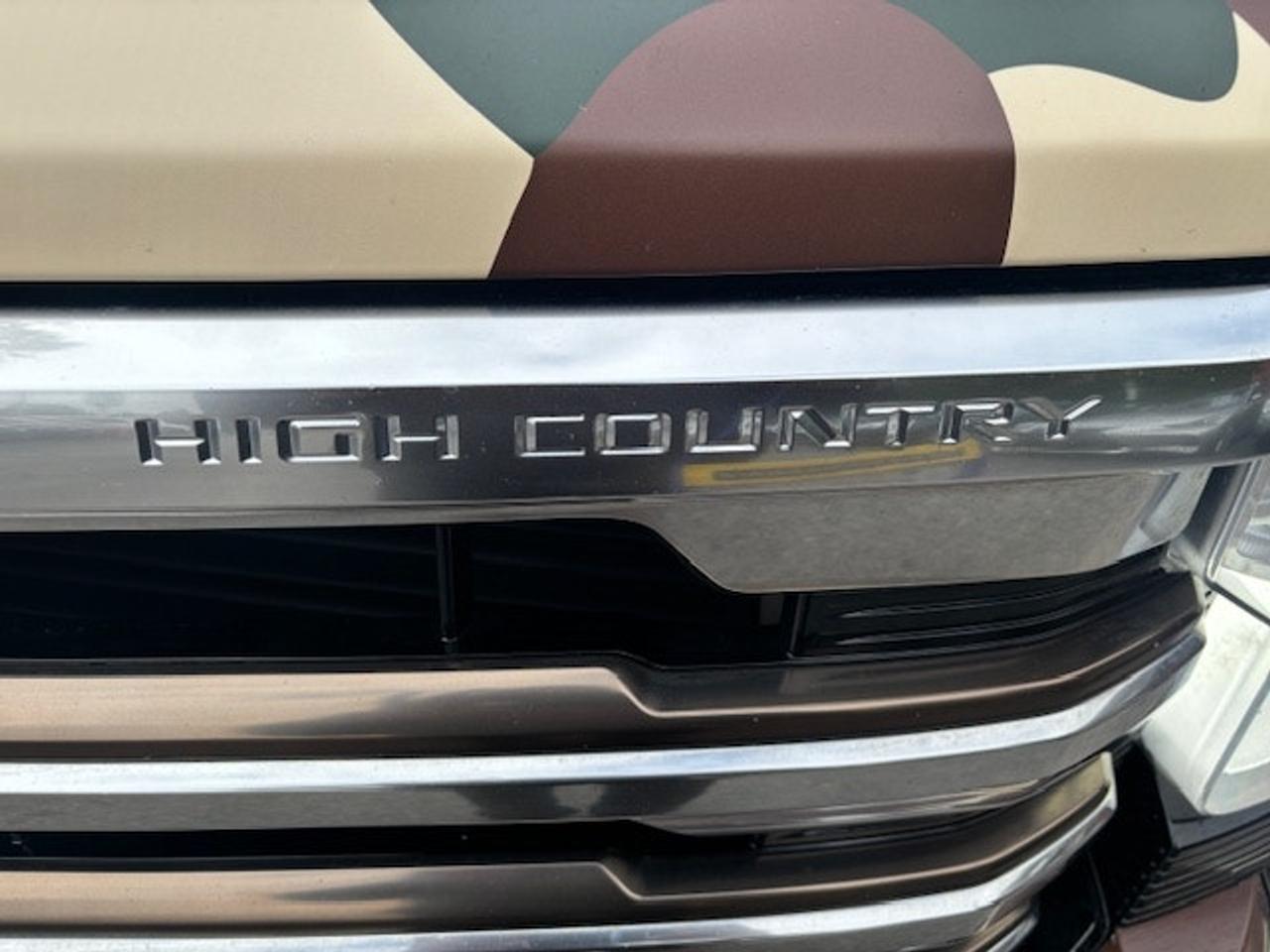 2022 Chevrolet Silverado 1500 High Country 6.2 v8 no accidents Photo