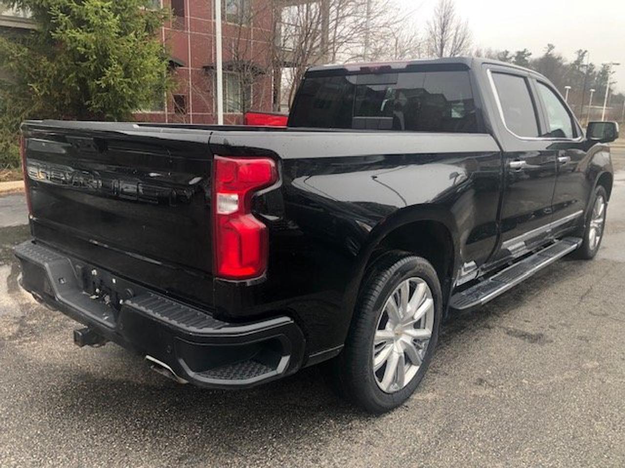 2022 Chevrolet Silverado 1500 High Country 6.2 v8 no accidents Photo