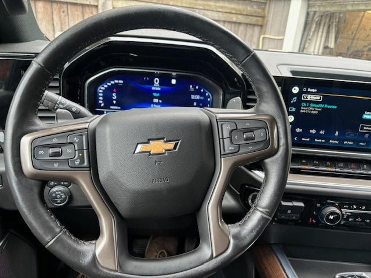 2022 Chevrolet Silverado 1500 High Country 6.2 v8 no accidents Photo