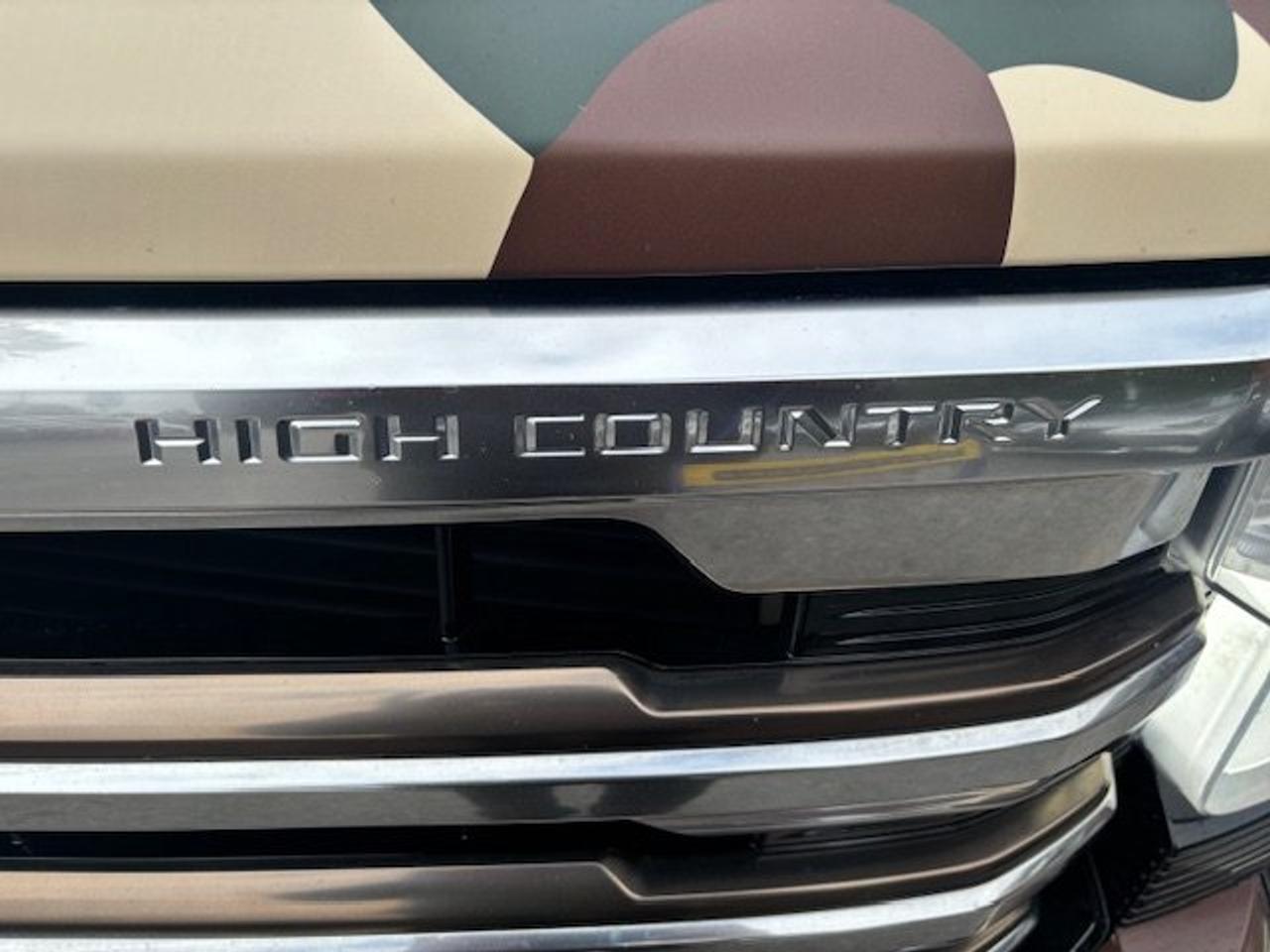 2022 Chevrolet Silverado 1500 High Country 6.2 v8 no accidents Photo