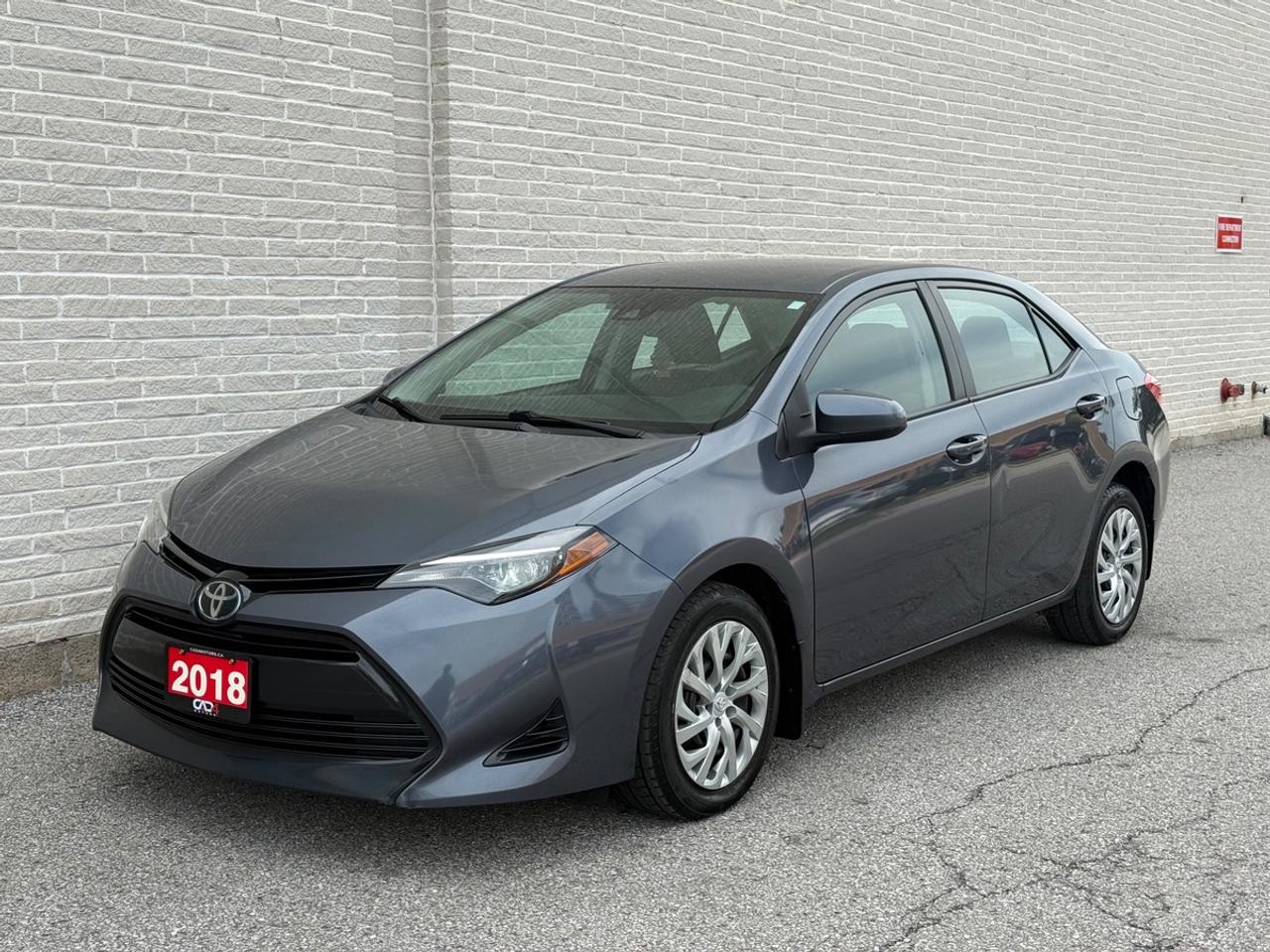 2018 Toyota Corolla LE Photo3