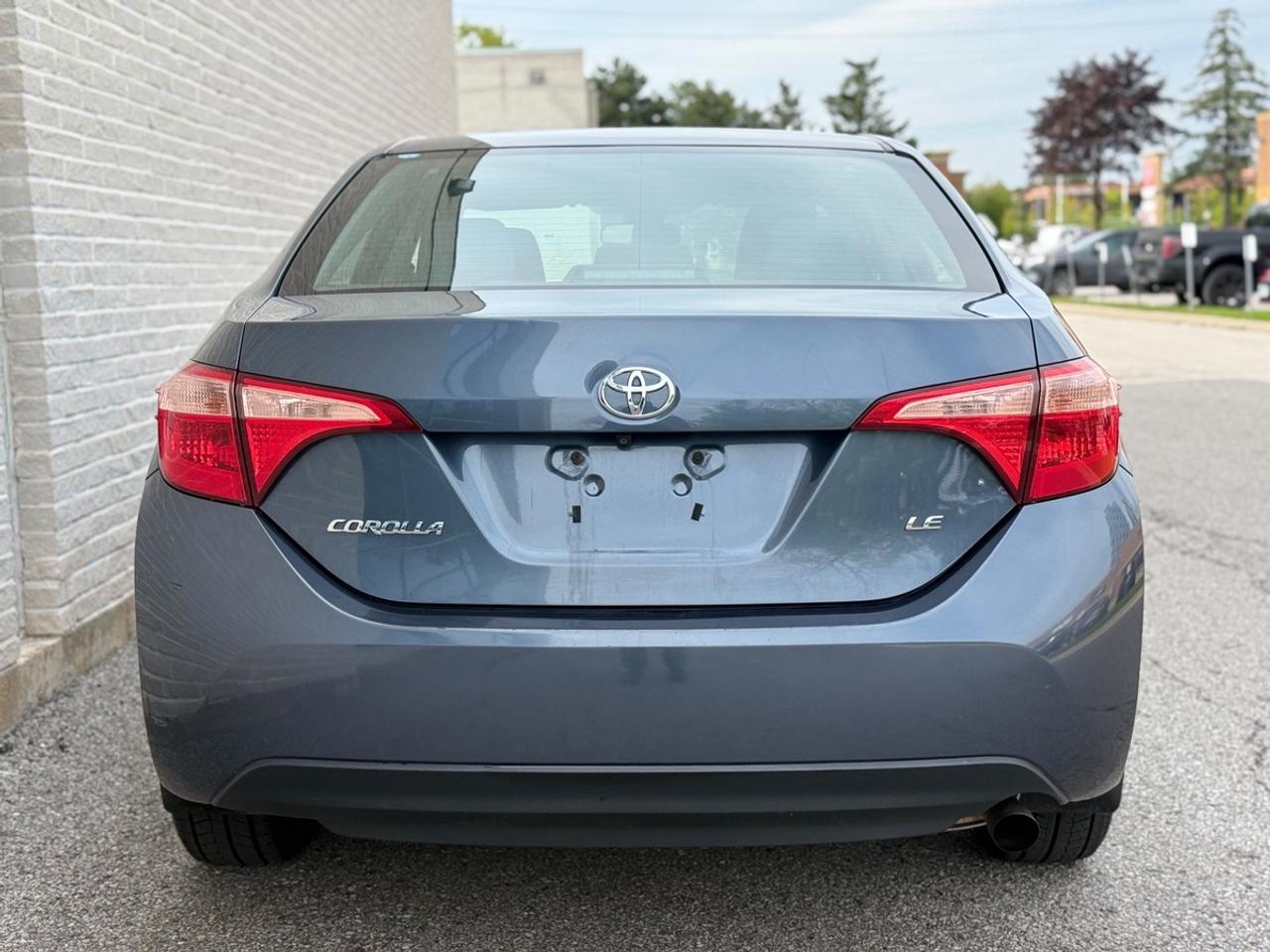 2018 Toyota Corolla LE Photo