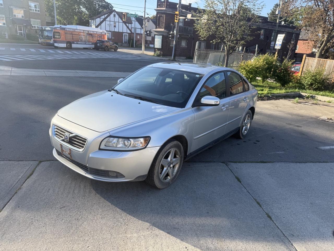 2010 Volvo S40 2.4i Photo2