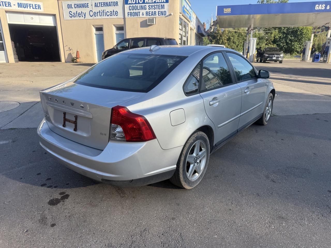 2010 Volvo S40 2.4i Photo