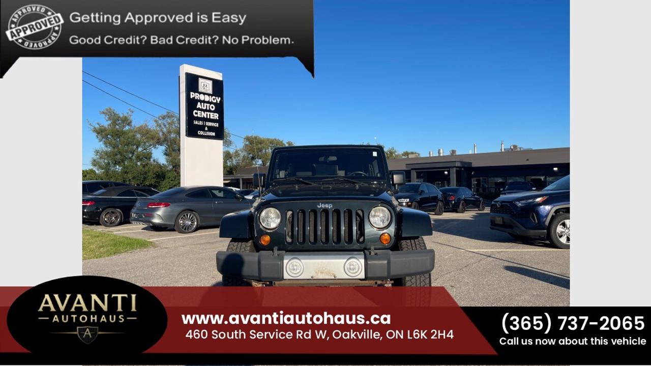 2012 Jeep WRANGLER UNLIMITED Sahara Photo1