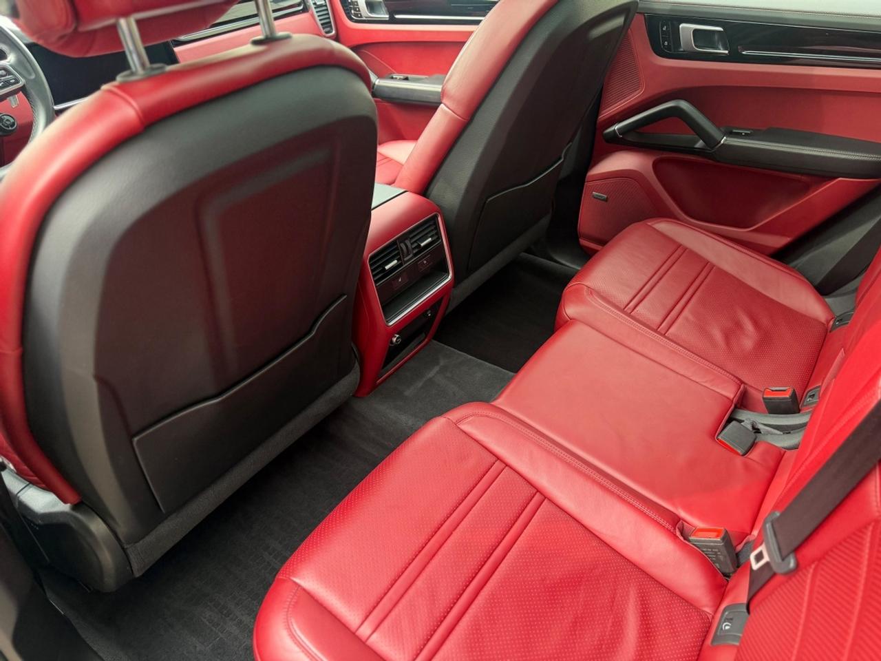 2020 Porsche Cayenne COUPE|NEW ENGINE FROM PORSCHE Photo