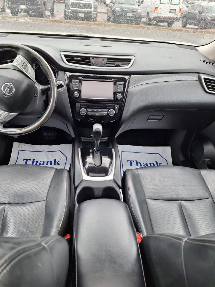 2015 Nissan Rogue AWD 4dr SL Photo