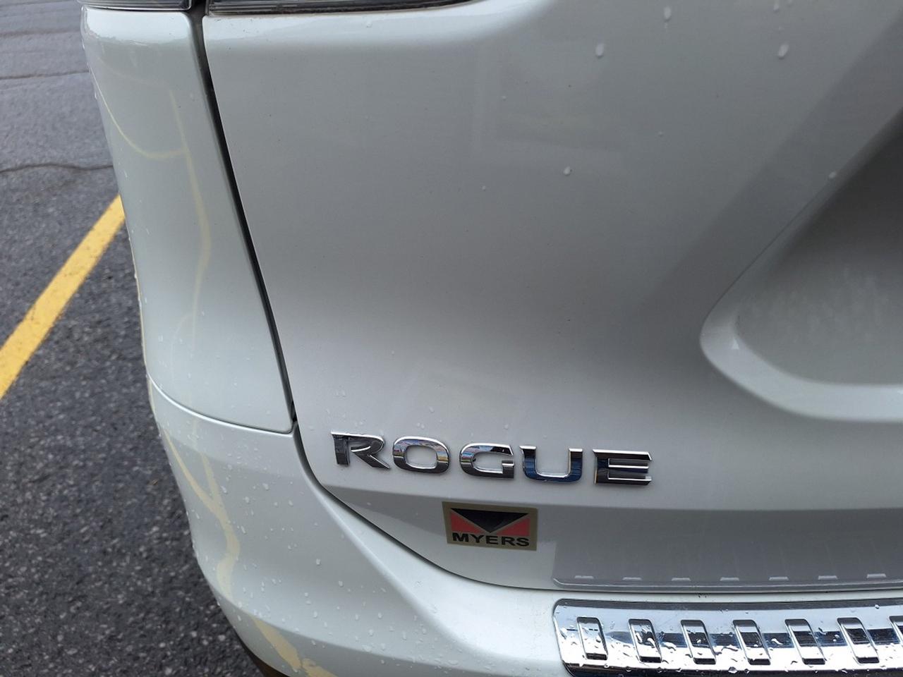 2015 Nissan Rogue AWD 4dr SL Photo