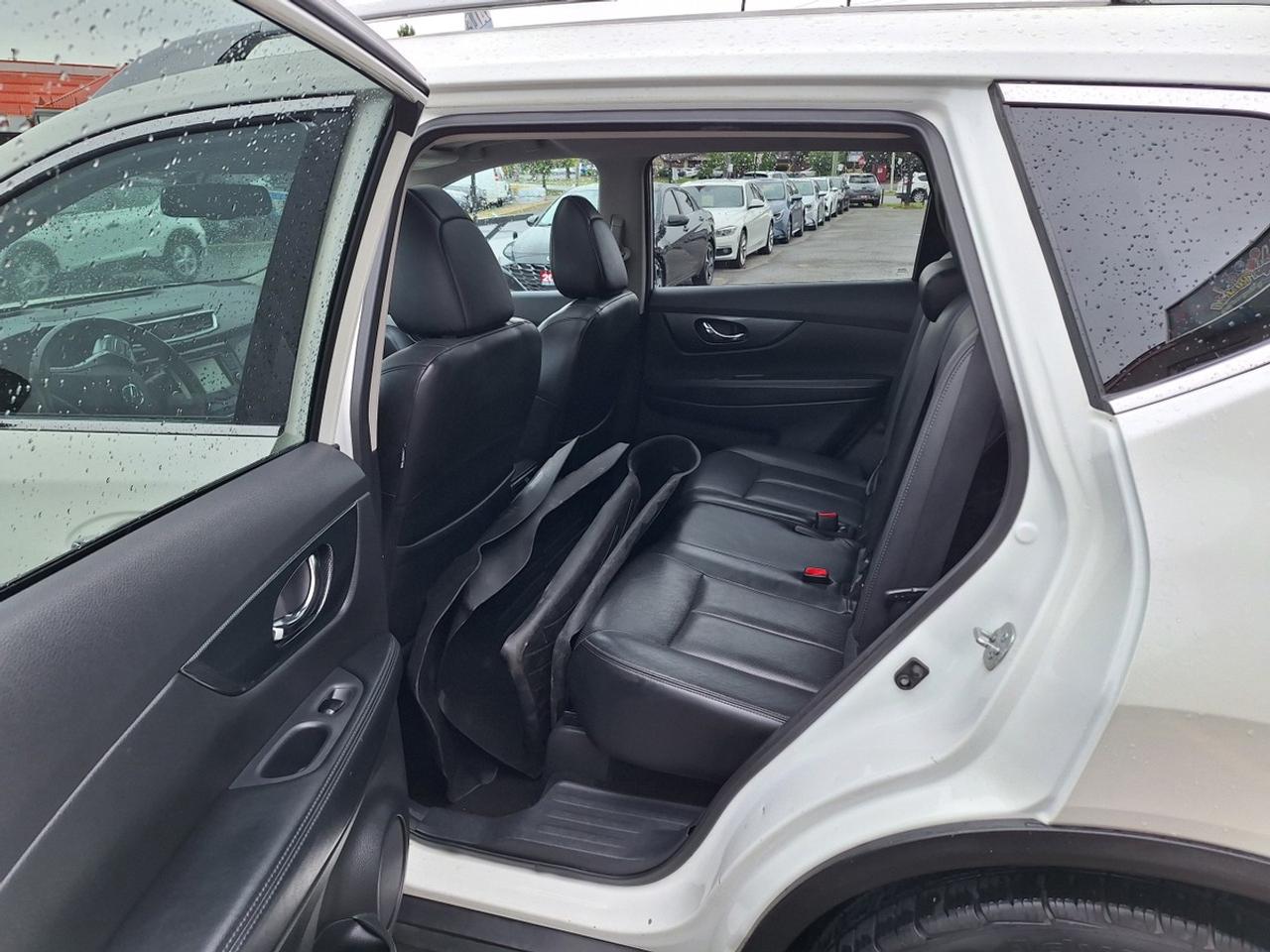 2015 Nissan Rogue AWD 4dr SL Photo