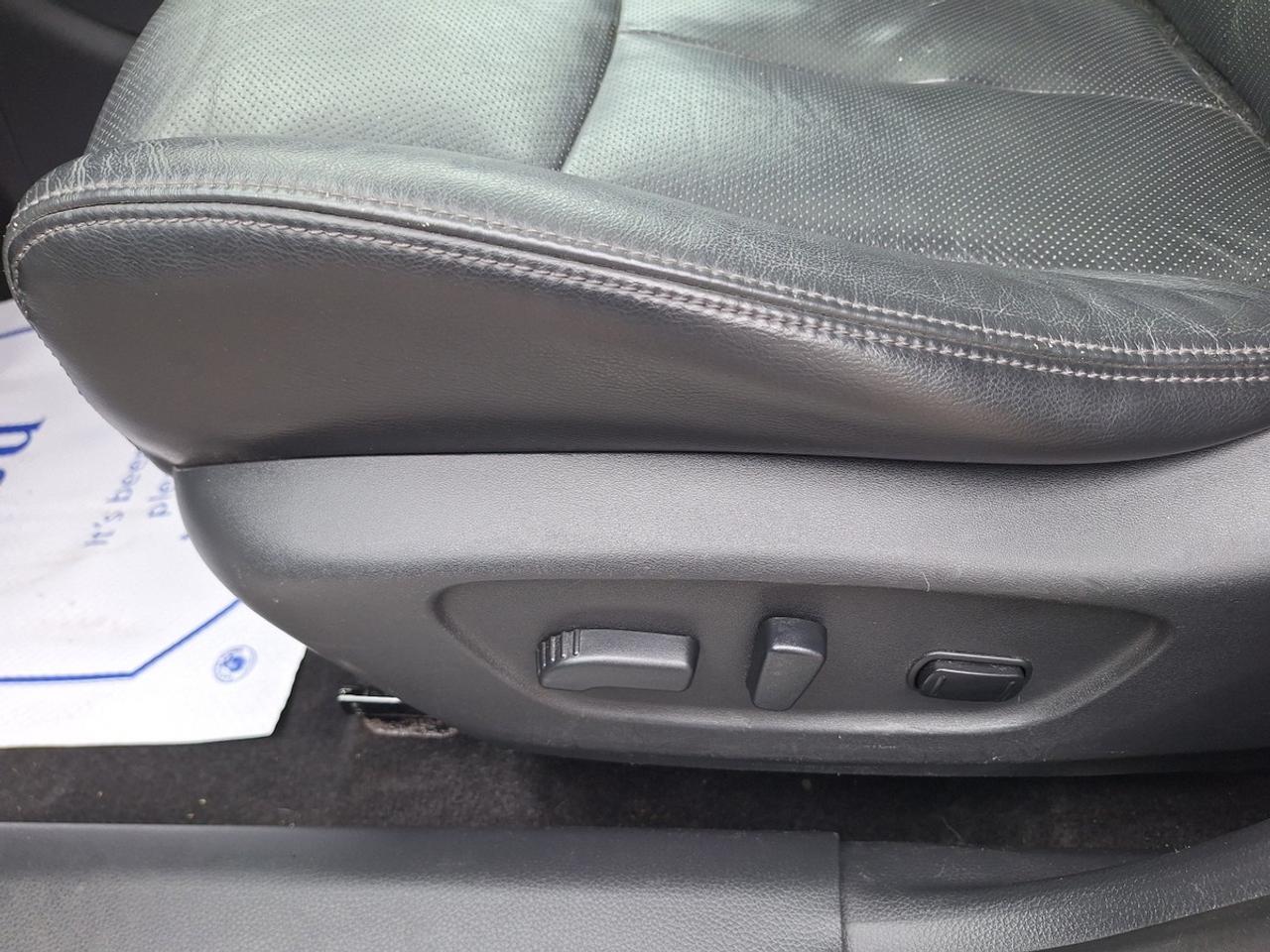 2015 Nissan Rogue AWD 4dr SL Photo