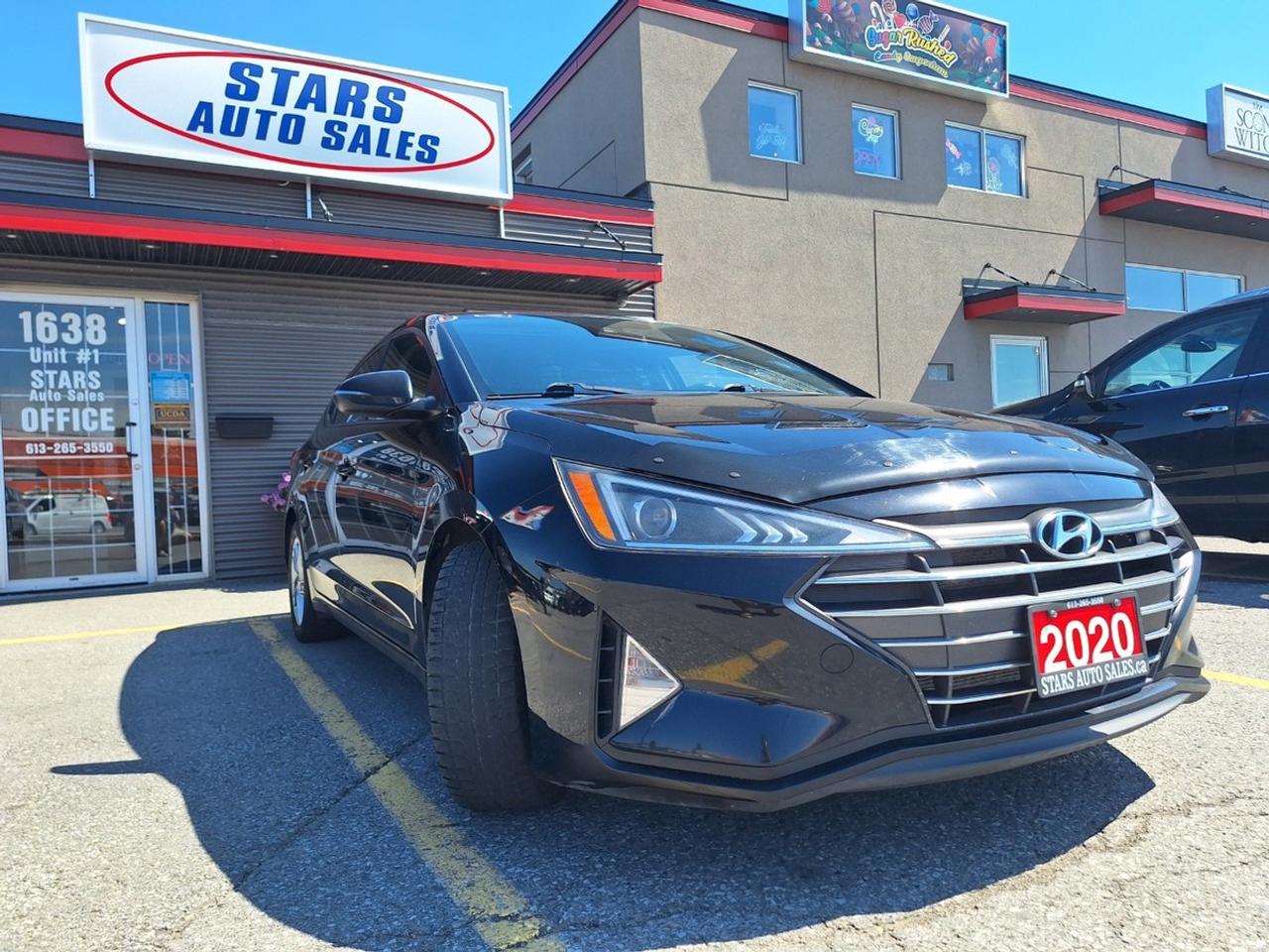 2020 Hyundai Elantra Preferred w/Sun & Safety Package IVT Photo
