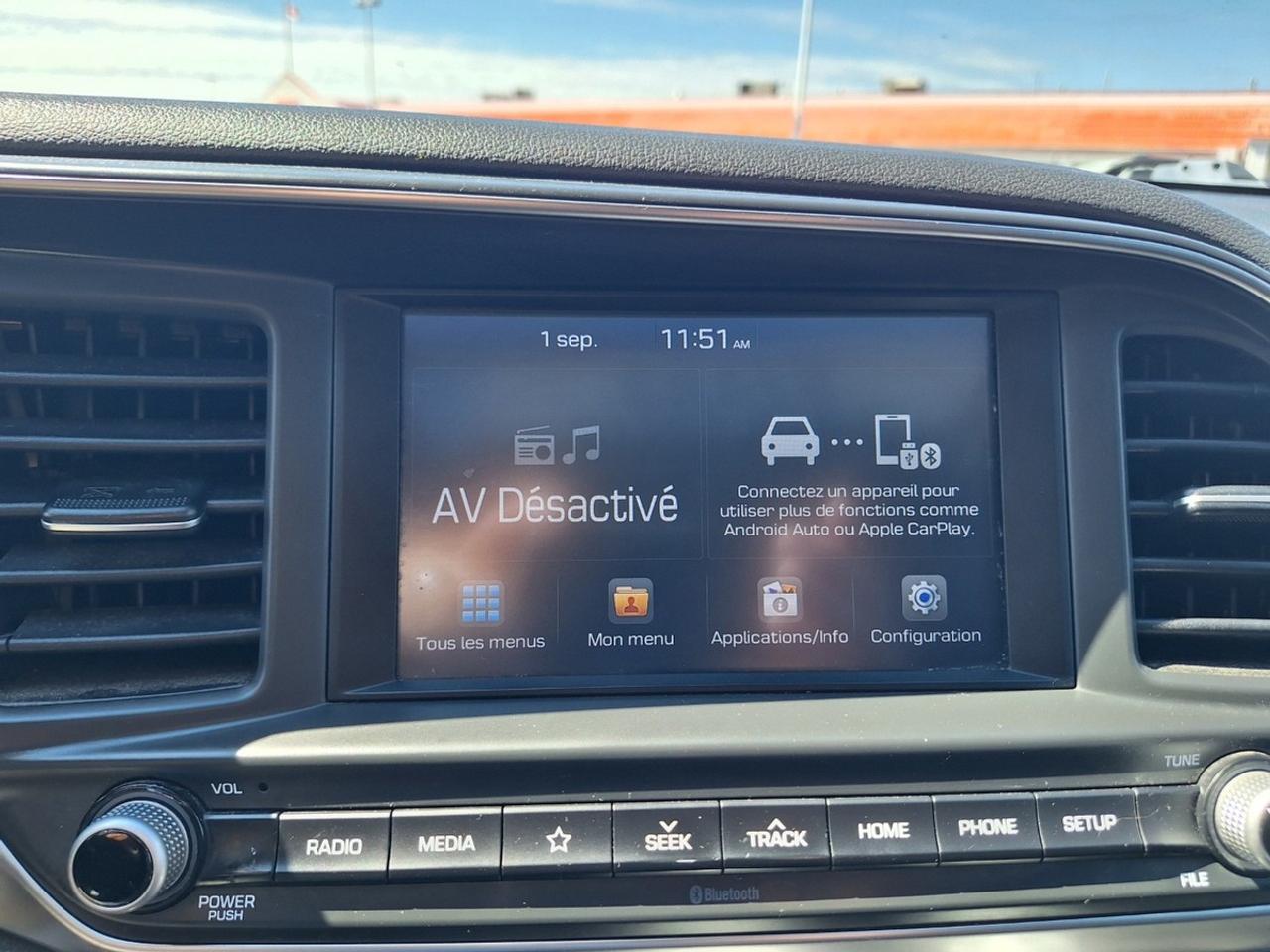 2020 Hyundai Elantra Preferred w/Sun & Safety Package IVT Photo