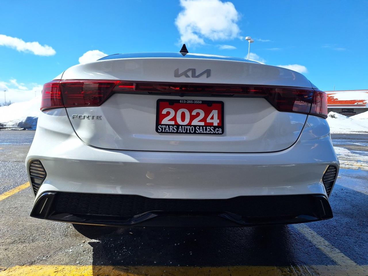 2024 Kia Forte EX+ IVT Photo
