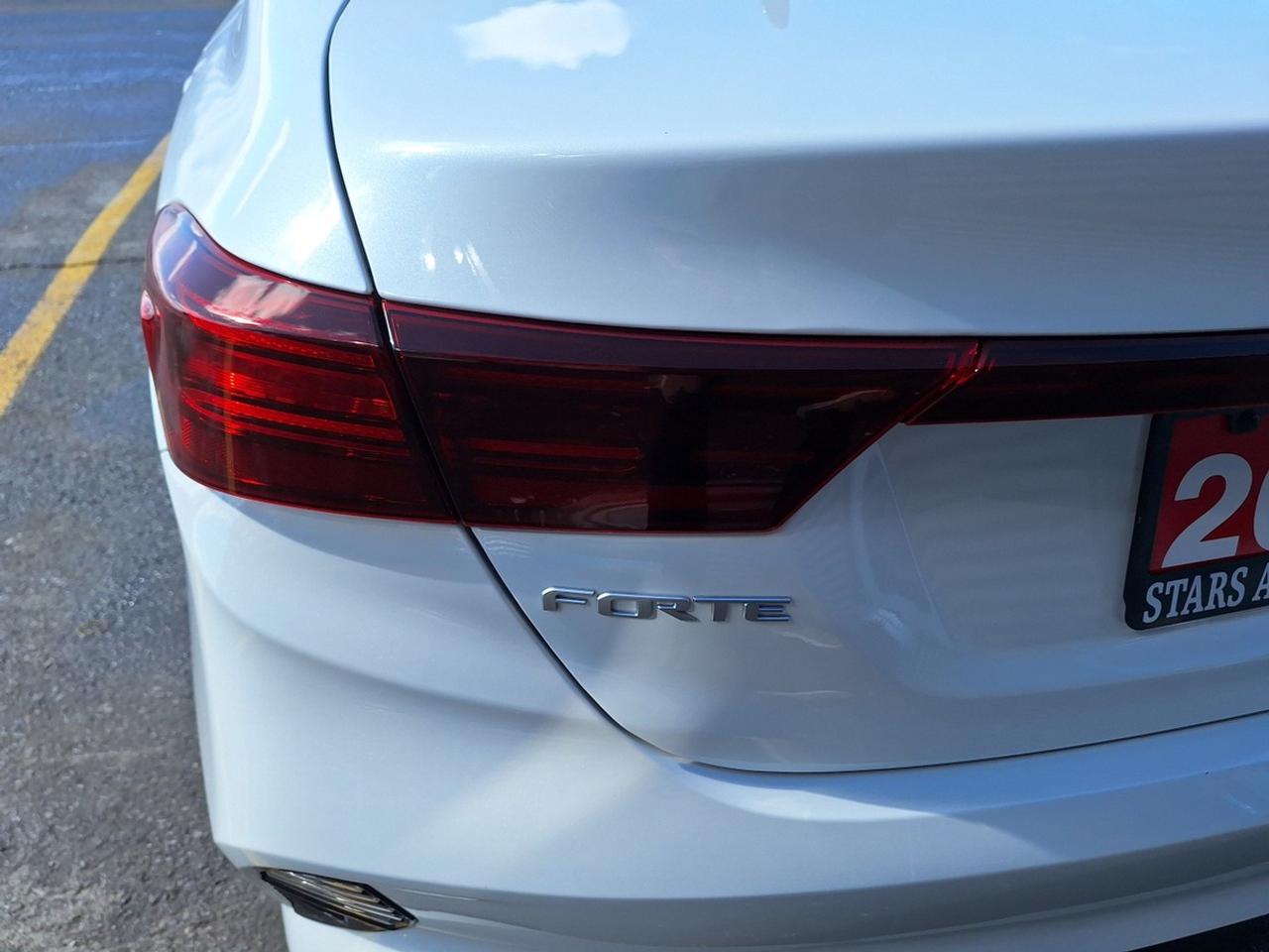 2024 Kia Forte EX+ IVT Photo