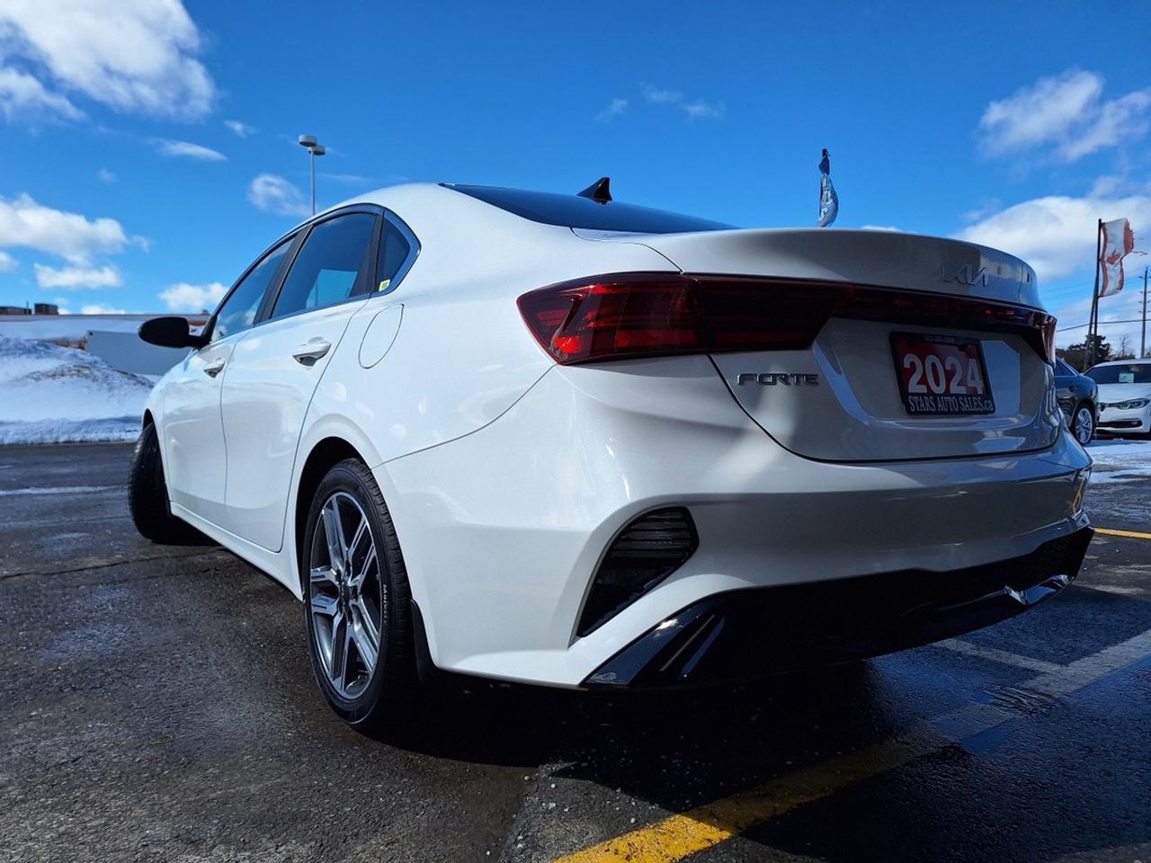 2024 Kia Forte EX+ IVT Photo