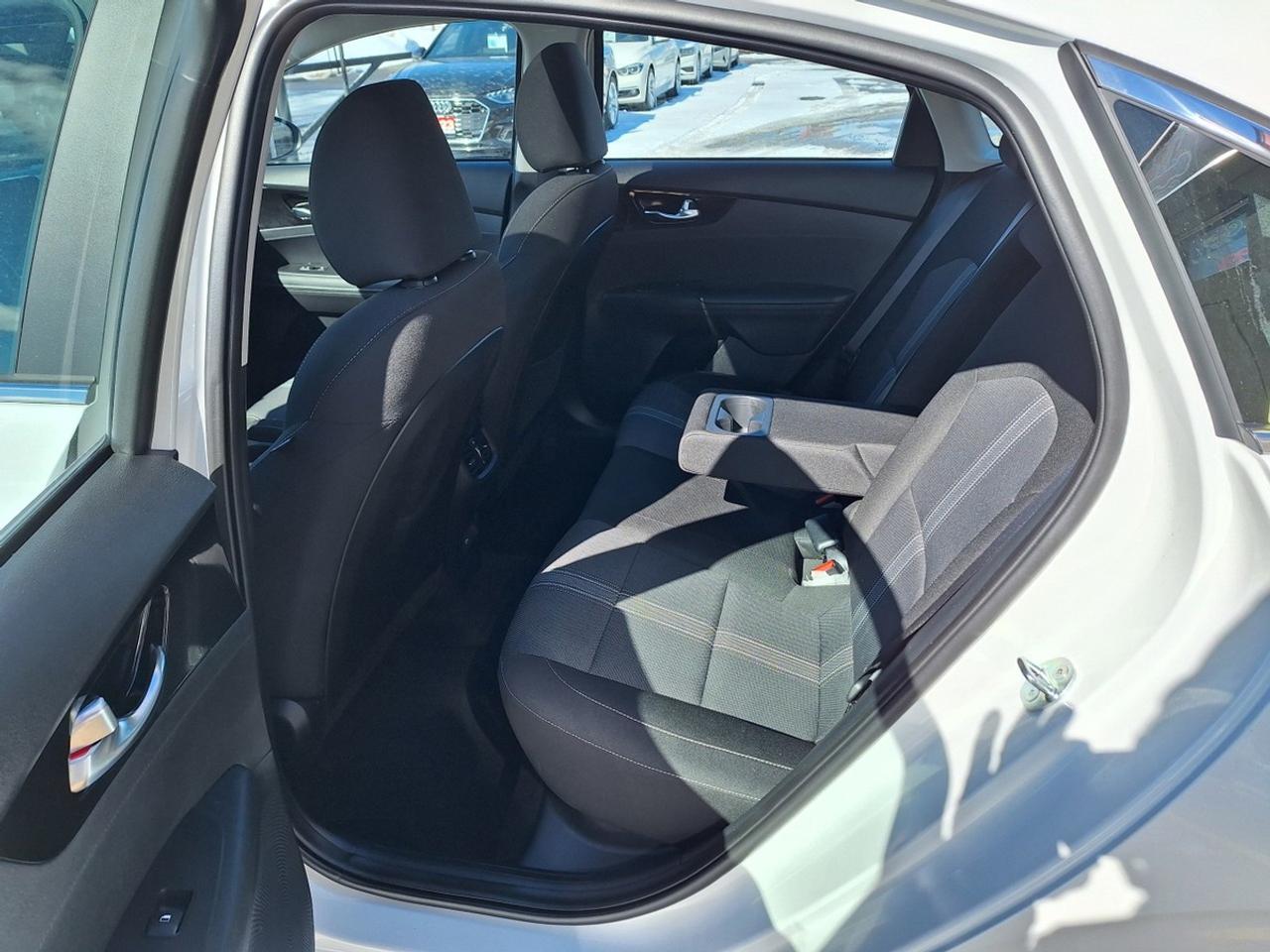 2024 Kia Forte EX+ IVT Photo