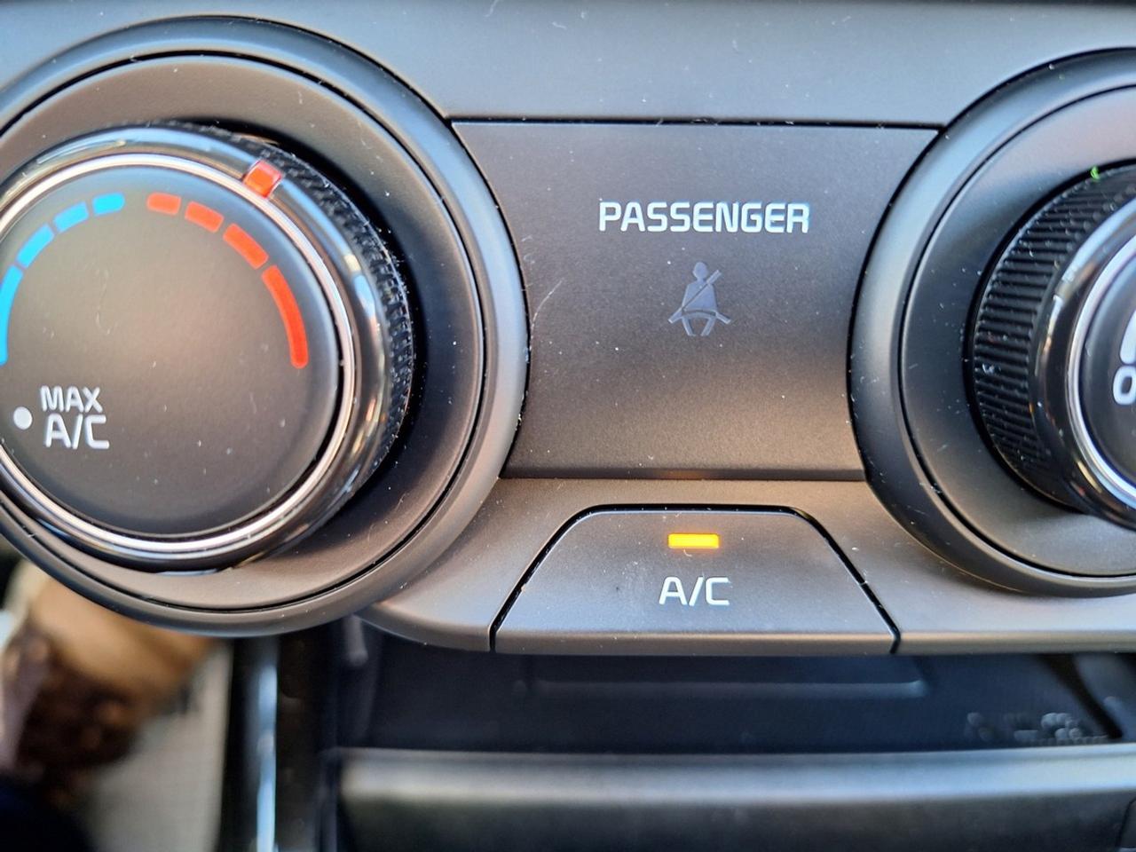 2024 Kia Forte EX+ IVT Photo