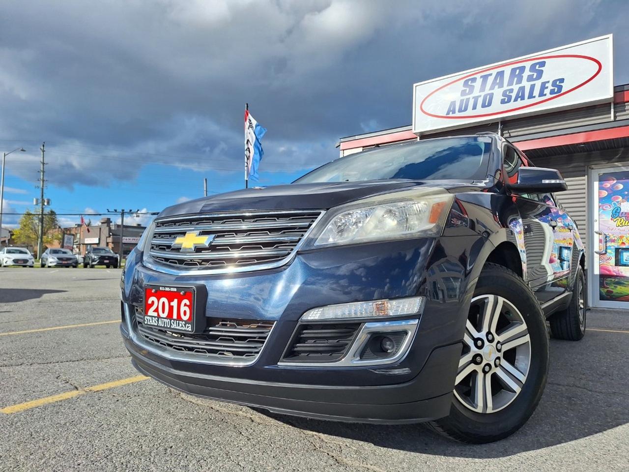 2016 Chevrolet Traverse FWD 4DR LT W/1LT Photo