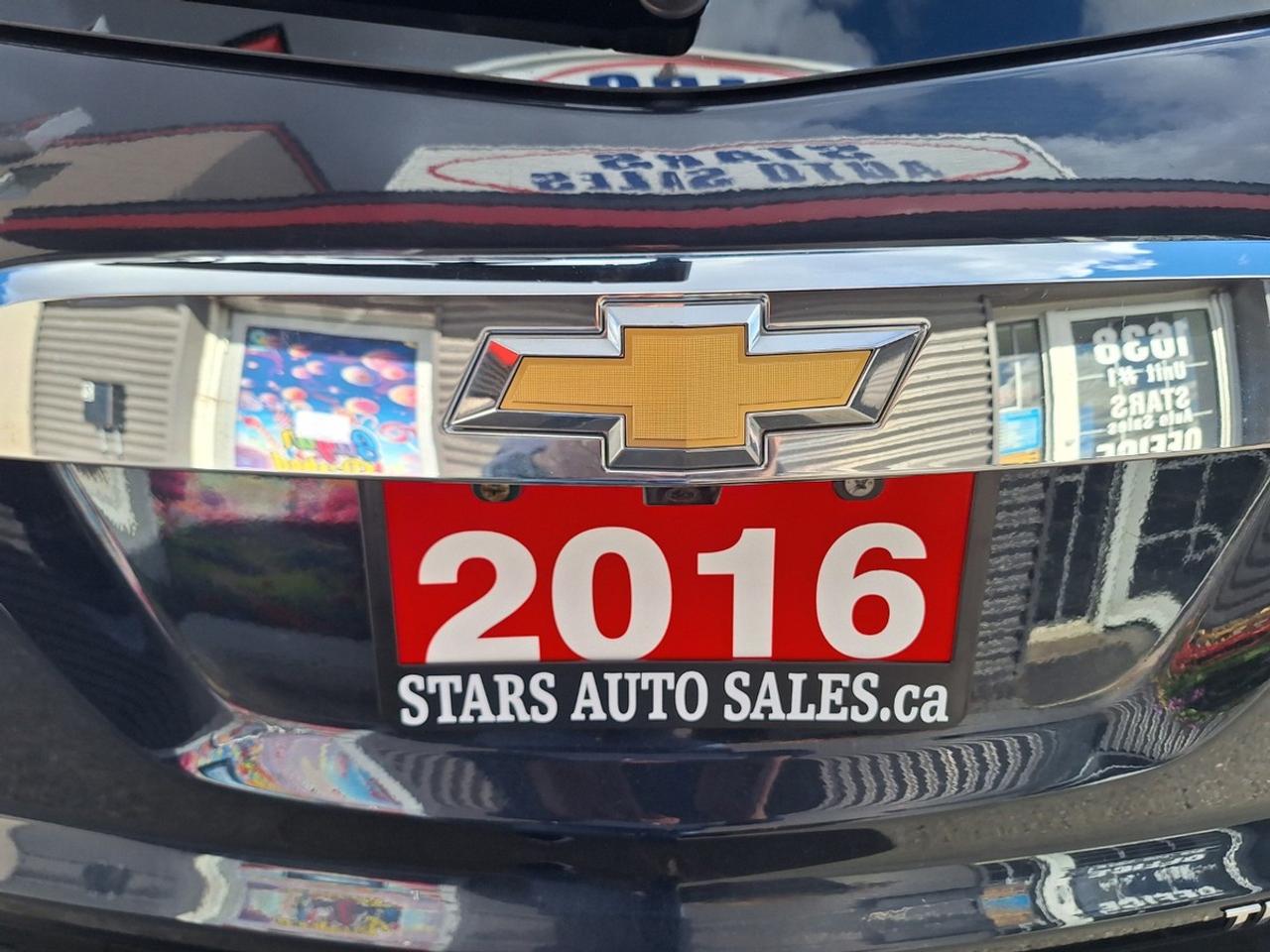 2016 Chevrolet Traverse FWD 4DR LT W/1LT Photo