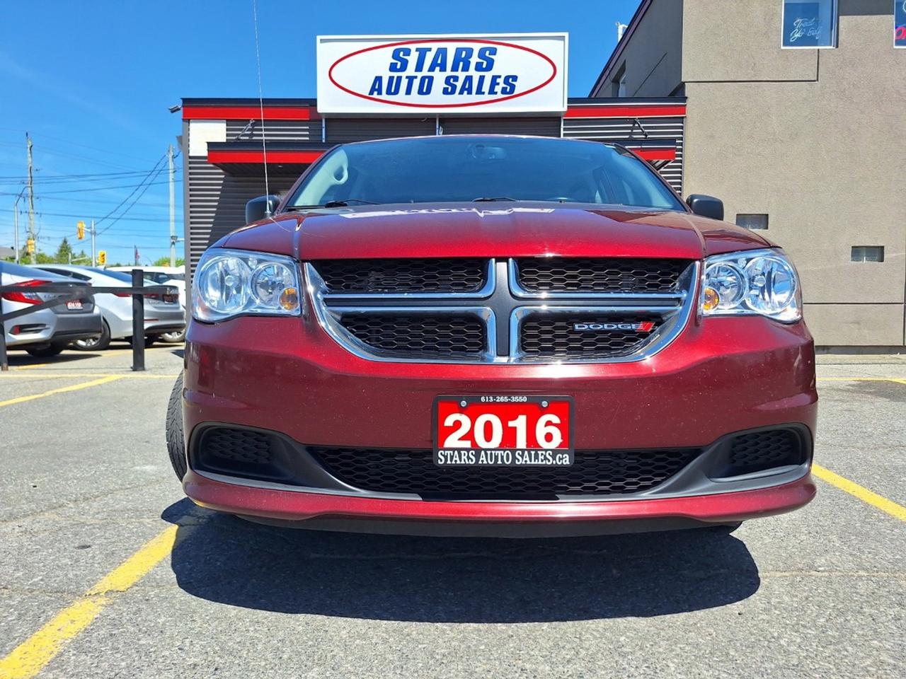 2016 Dodge Grand Caravan 4dr Wgn SXT Photo1