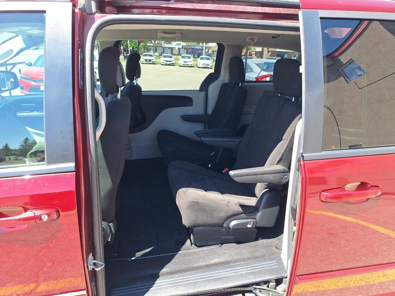 2016 Dodge Grand Caravan 4dr Wgn SXT Photo