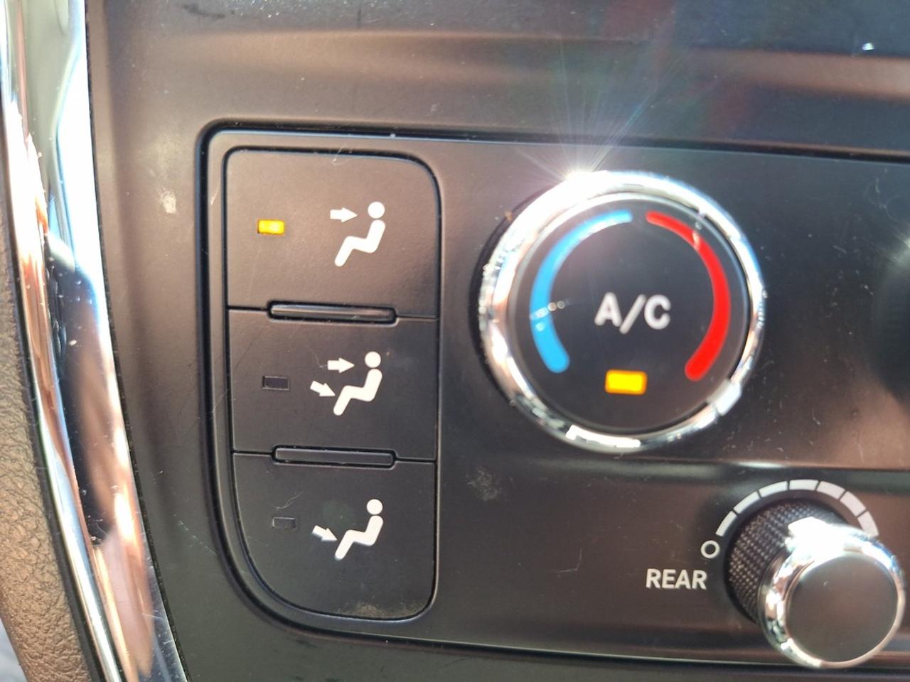 2016 Dodge Grand Caravan 4dr Wgn SXT Photo