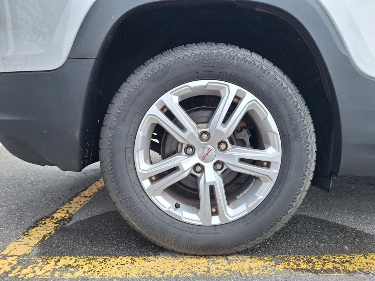 2018 GMC Terrain FWD SLE Photo