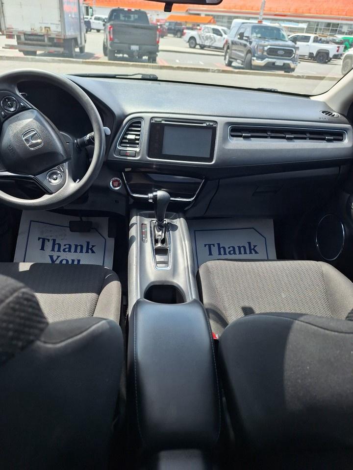 2017 Honda HR-V 4WD EX CVT Photo